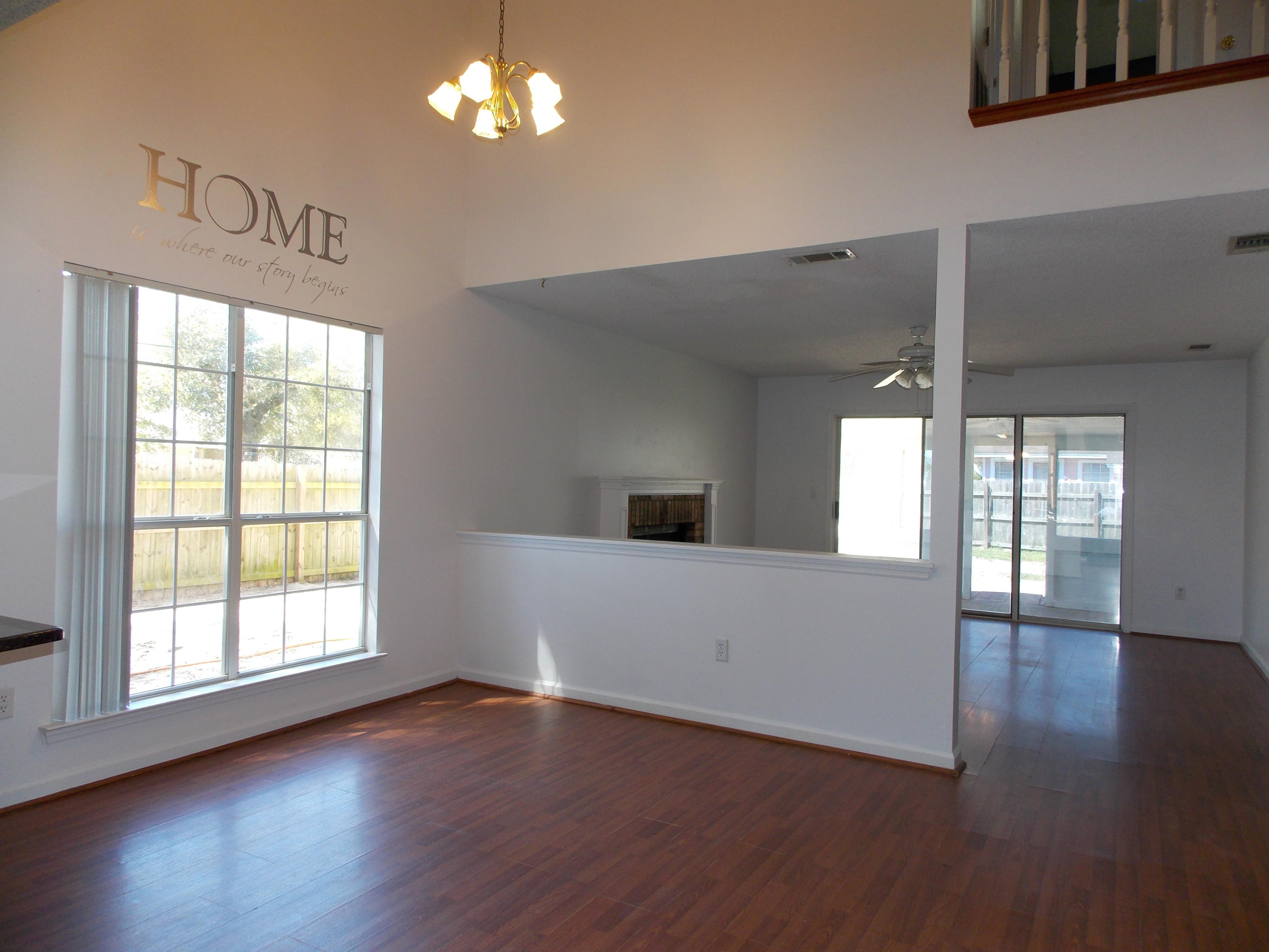 HOLLYROD PARK - Residential