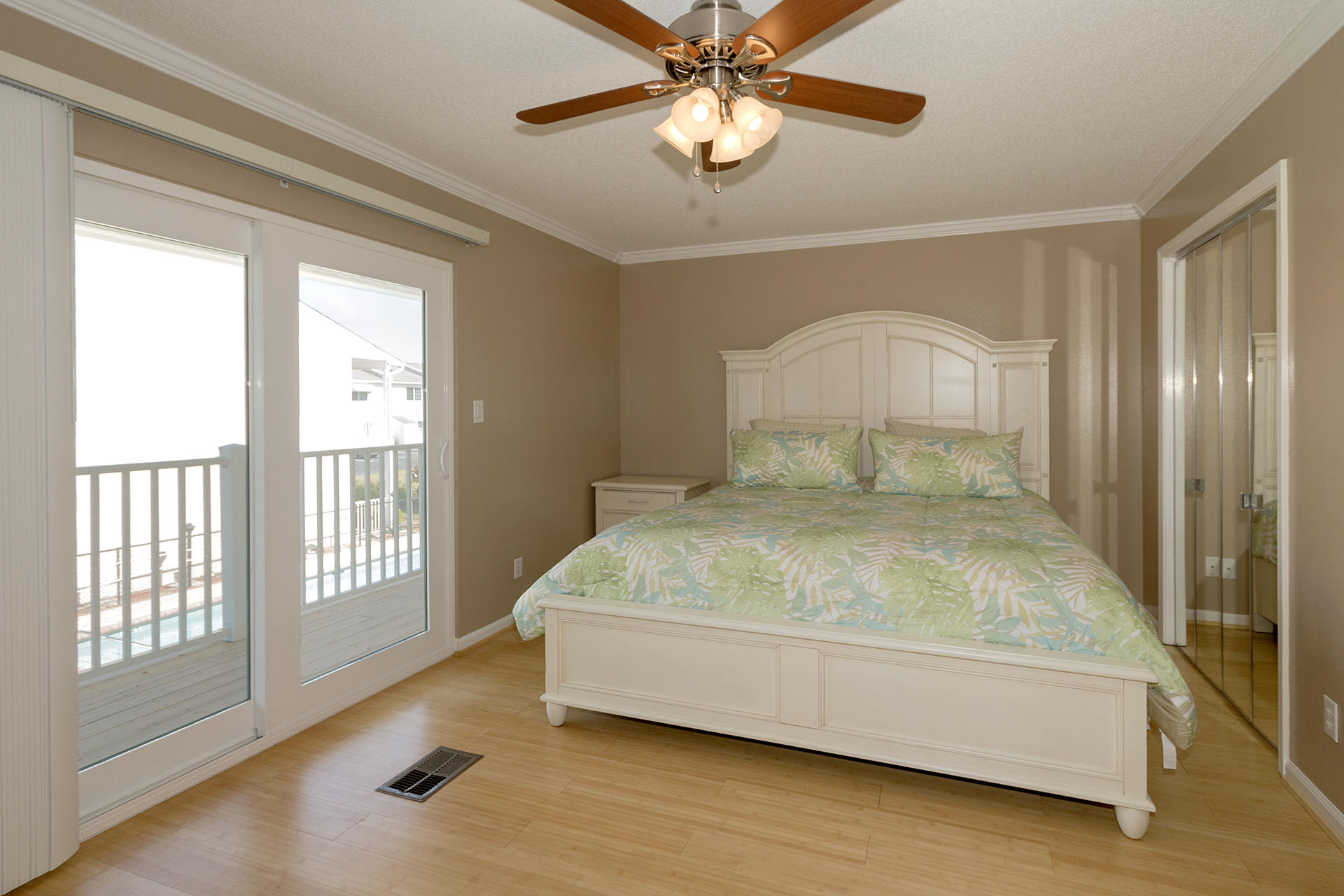 WOODLAND SHORES T/H PH 5 - Residential