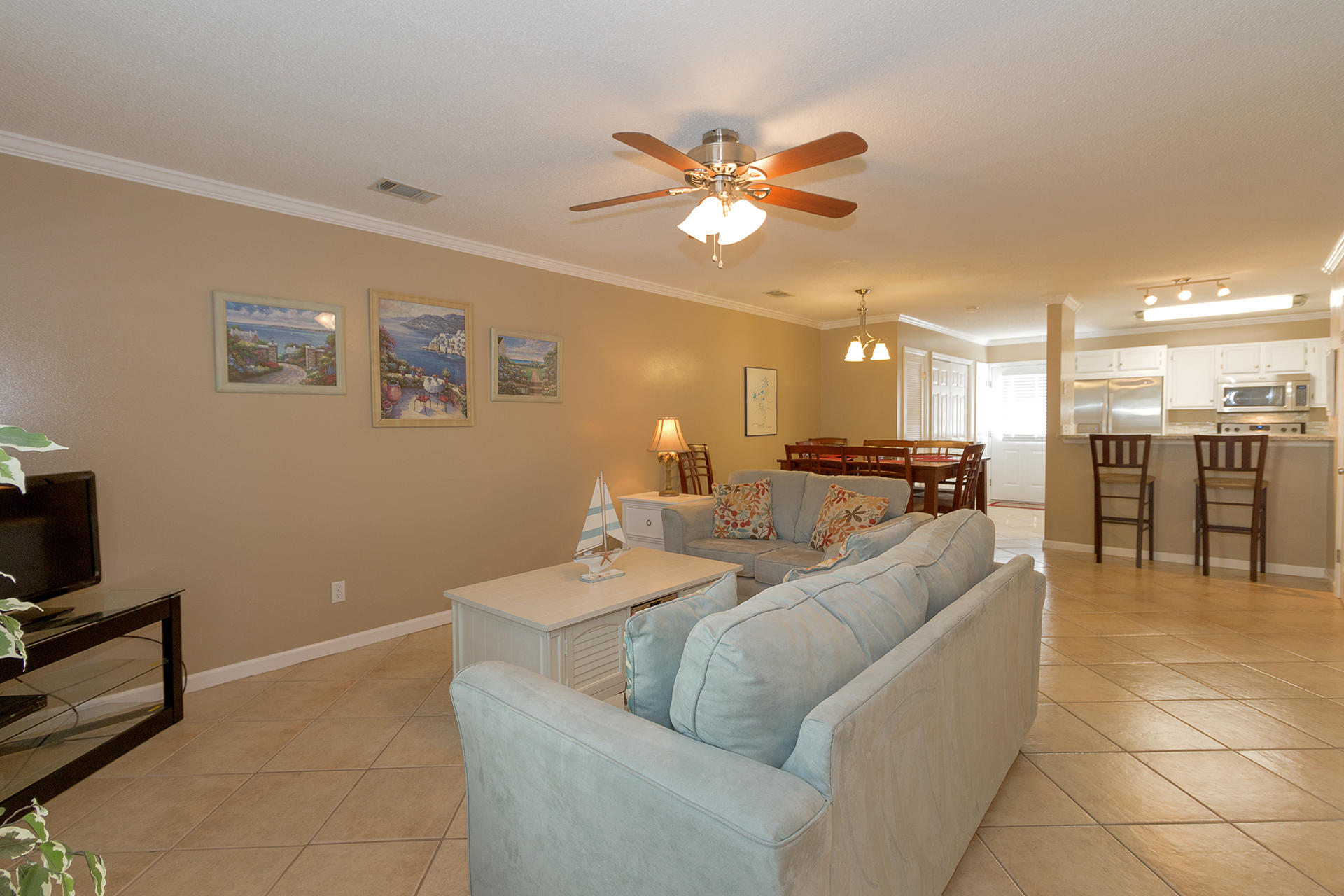 WOODLAND SHORES T/H PH 5 - Residential