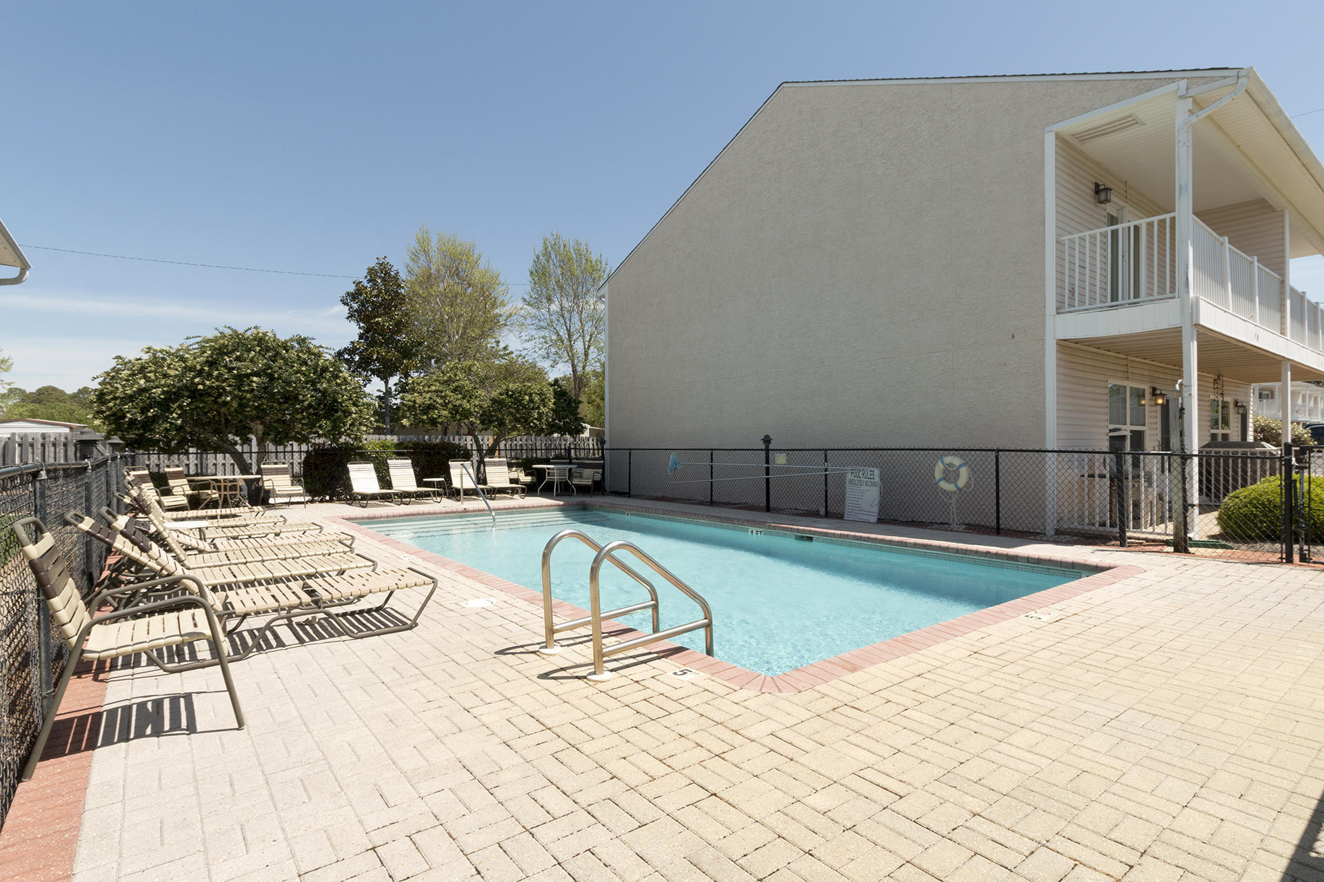 WOODLAND SHORES T/H PH 5 - Residential