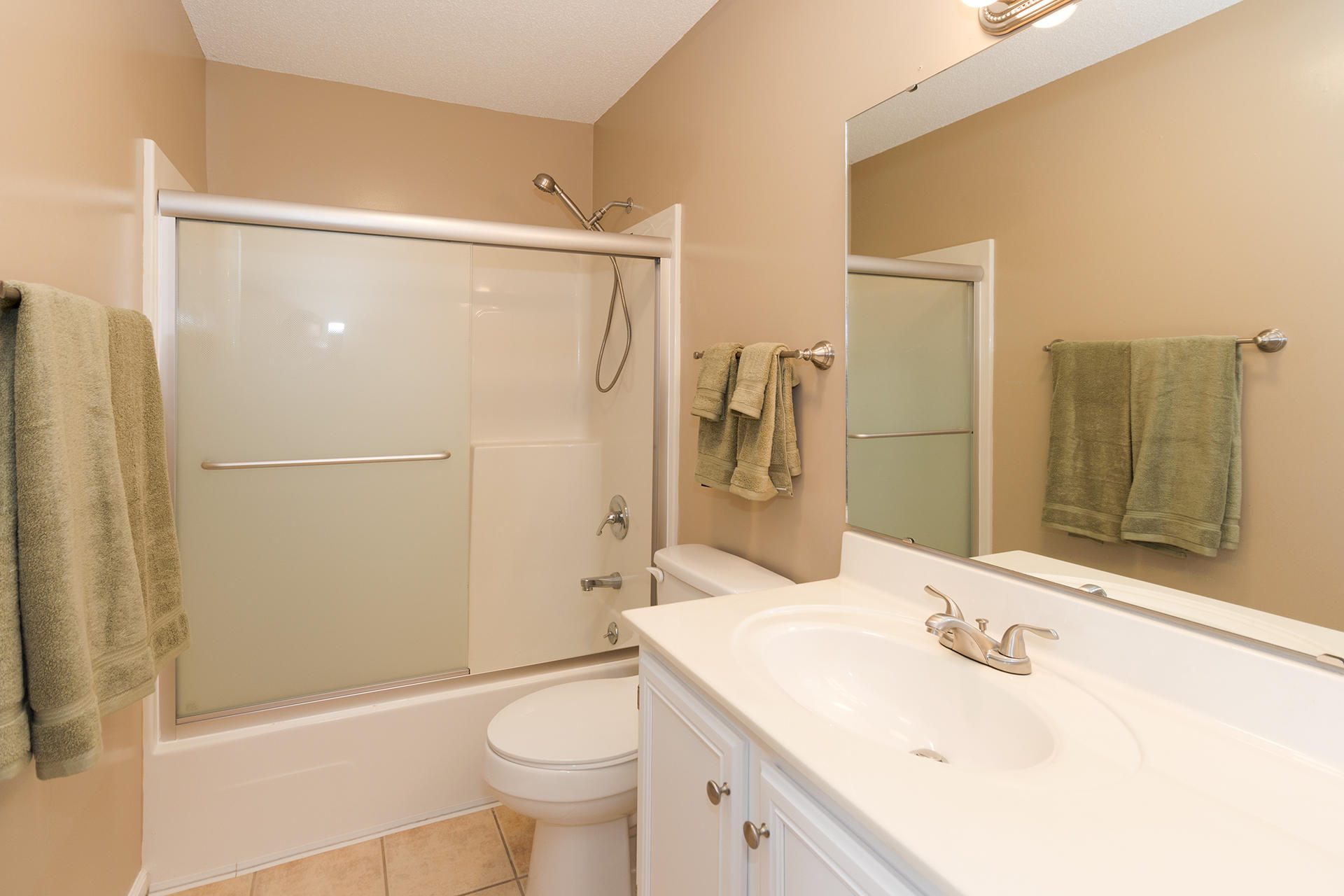 WOODLAND SHORES T/H PH 5 - Residential