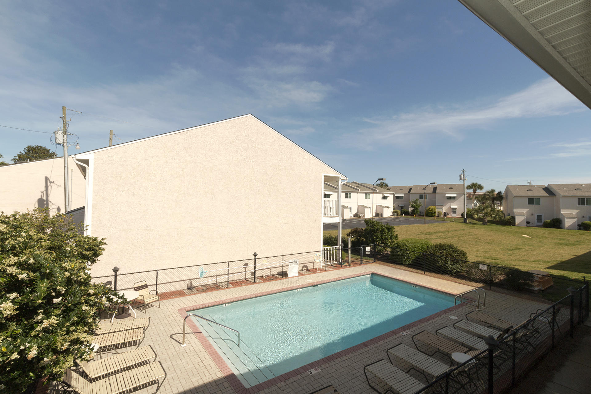 WOODLAND SHORES T/H PH 5 - Residential