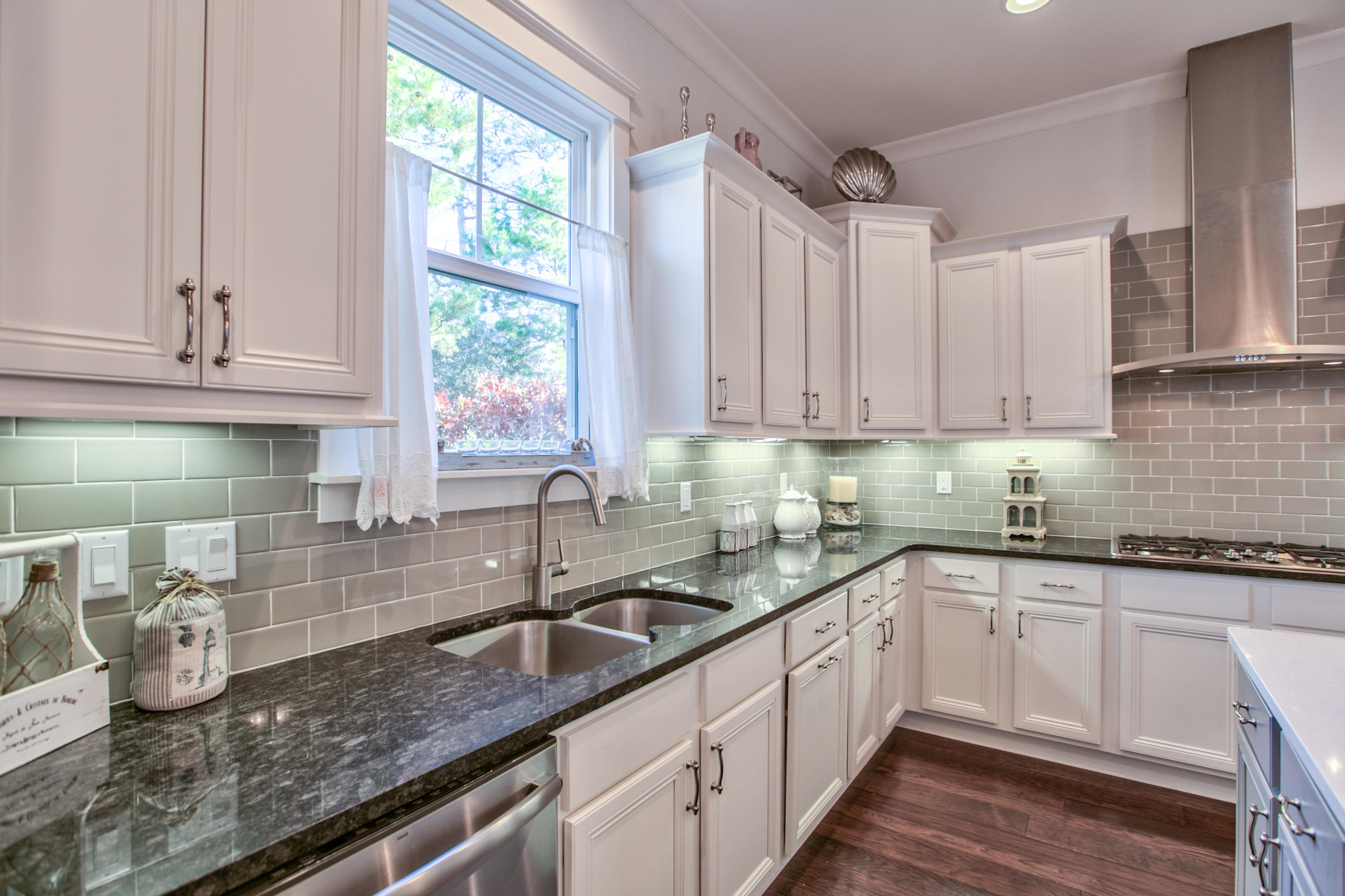 HIGHLAND PARKS - Residential