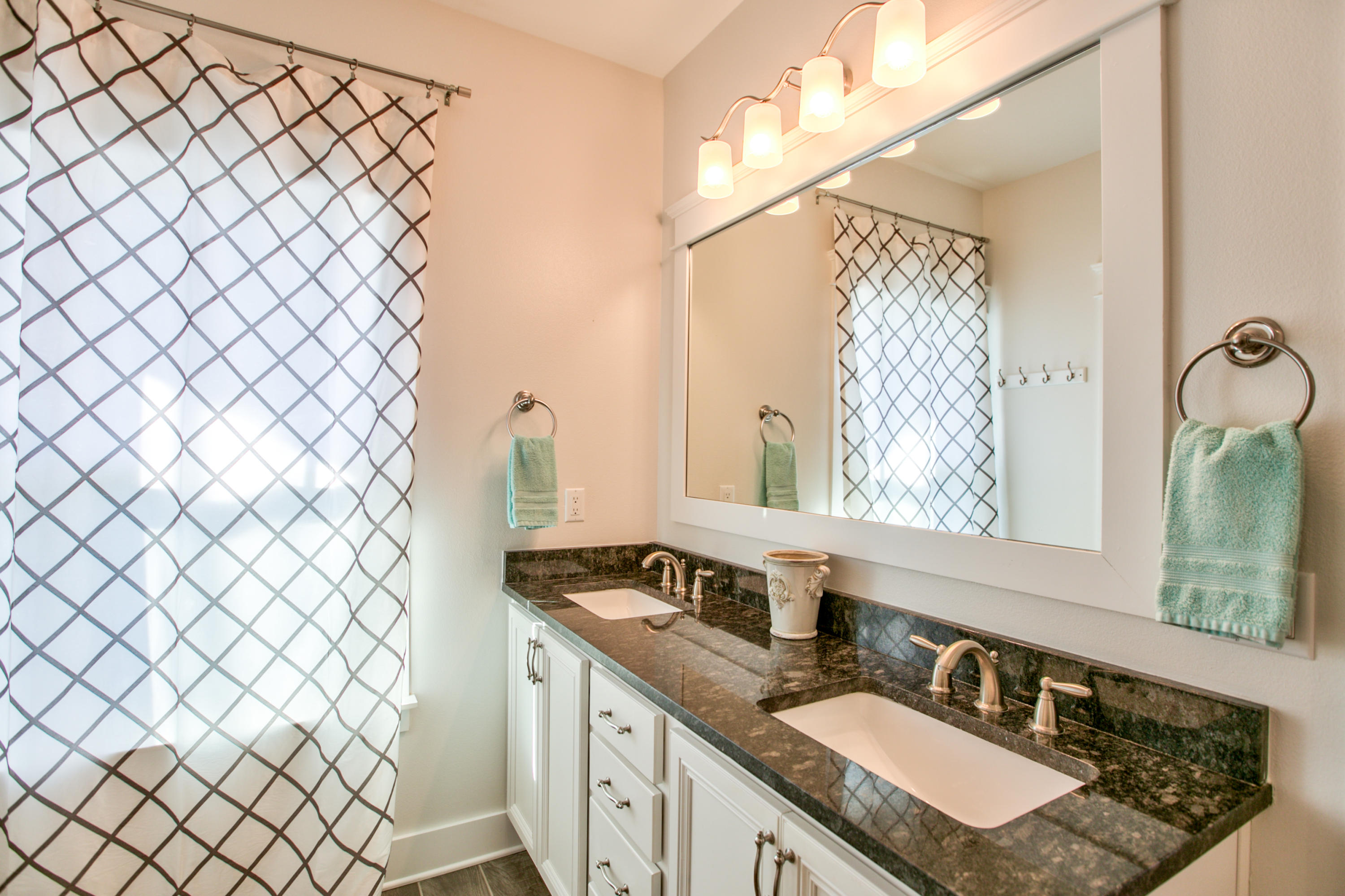 HIGHLAND PARKS - Residential