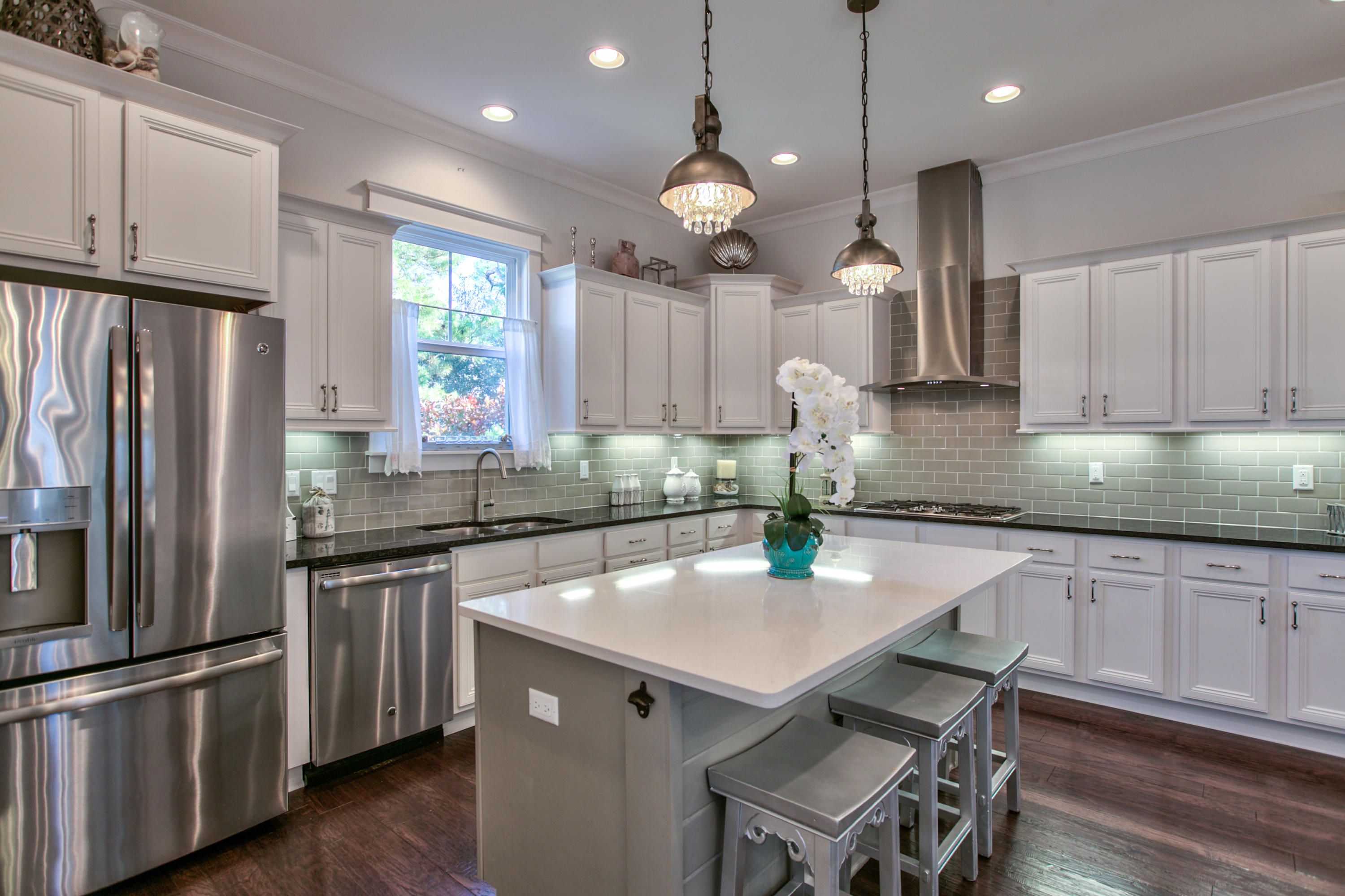 HIGHLAND PARKS - Residential