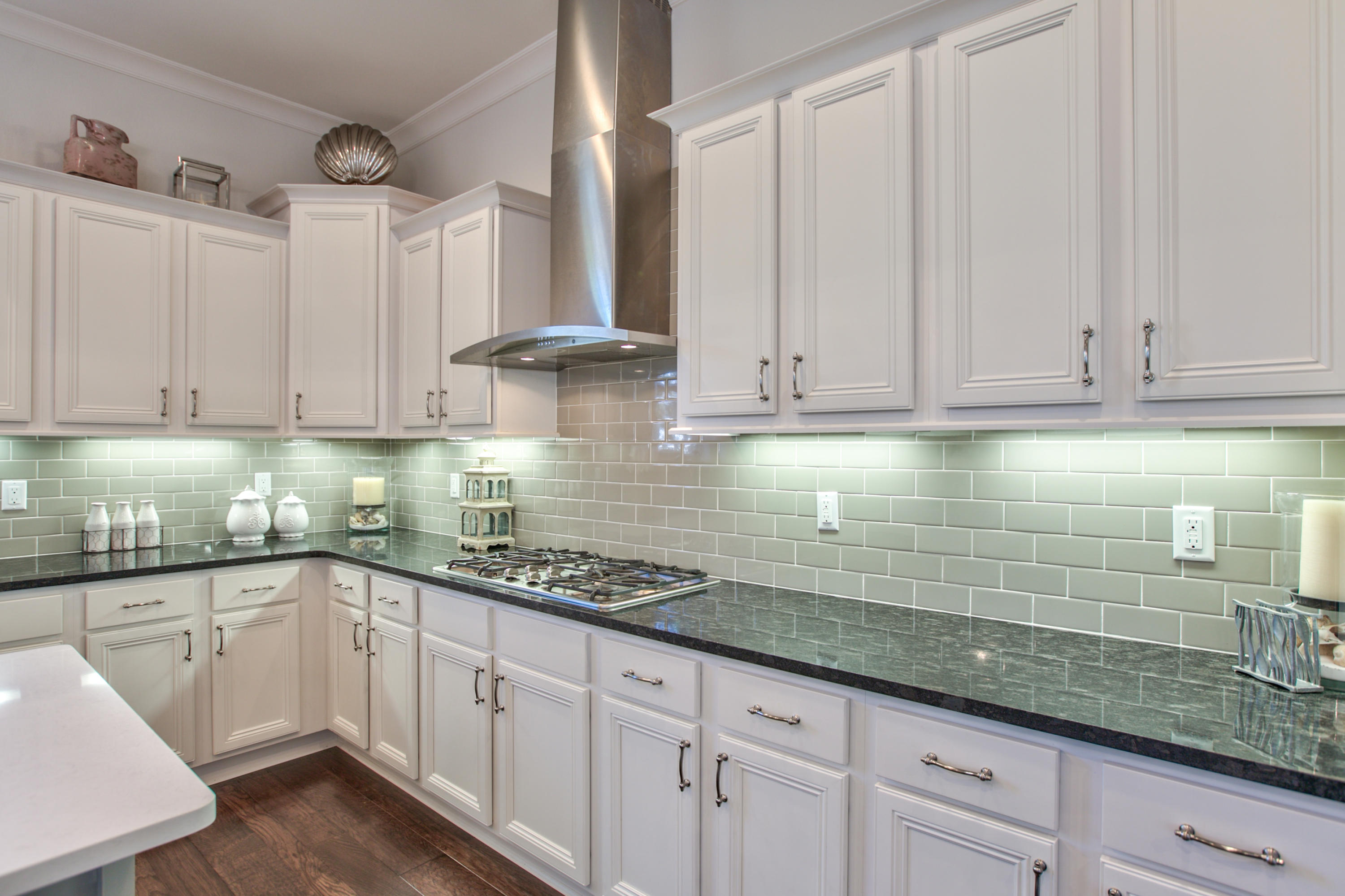 HIGHLAND PARKS - Residential