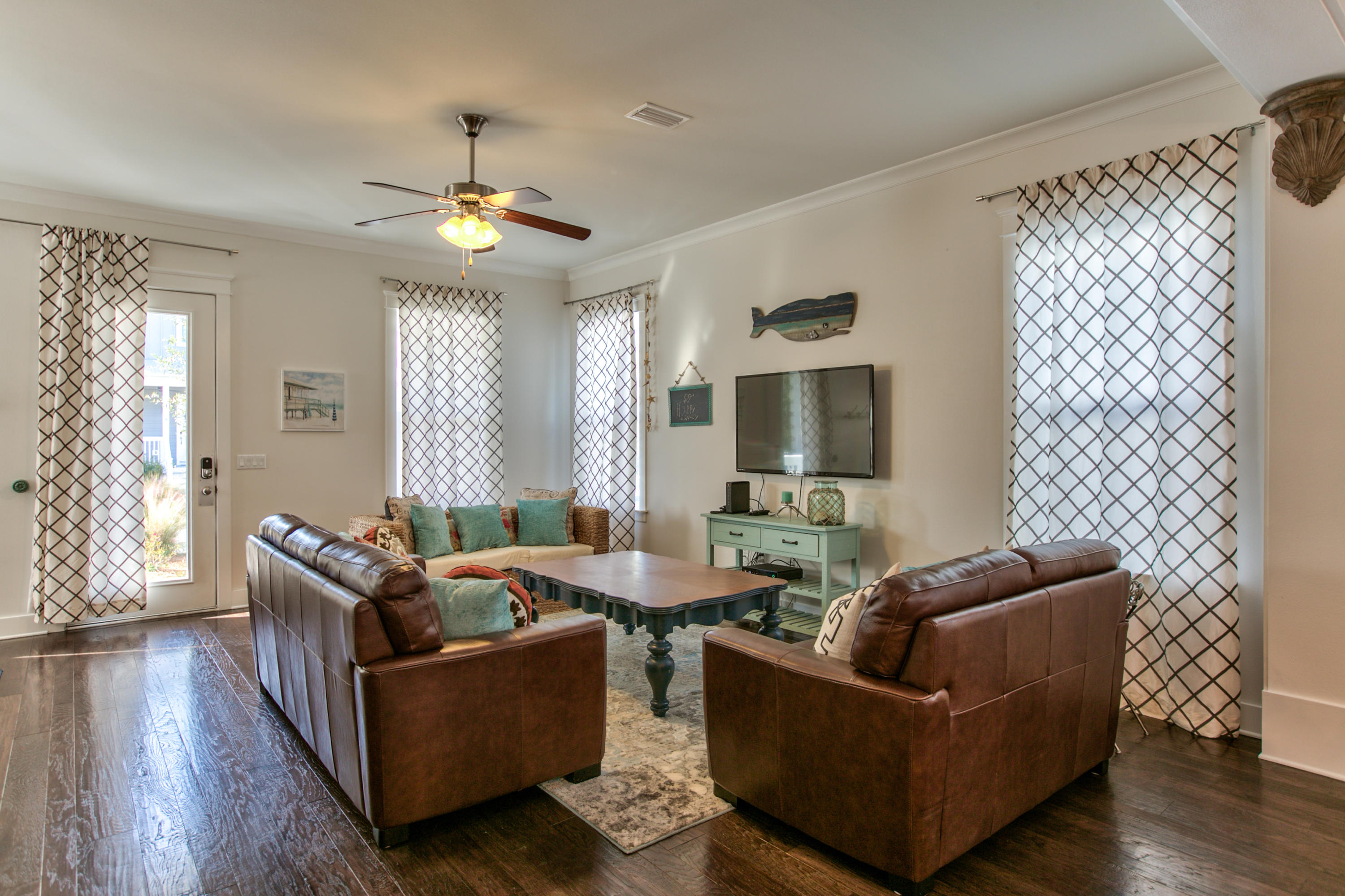 HIGHLAND PARKS - Residential