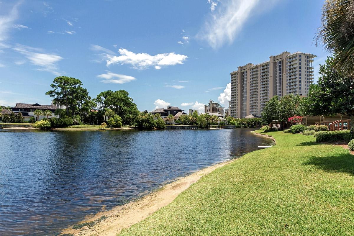 BEACHWALK VILLAS PH 11 - Residential