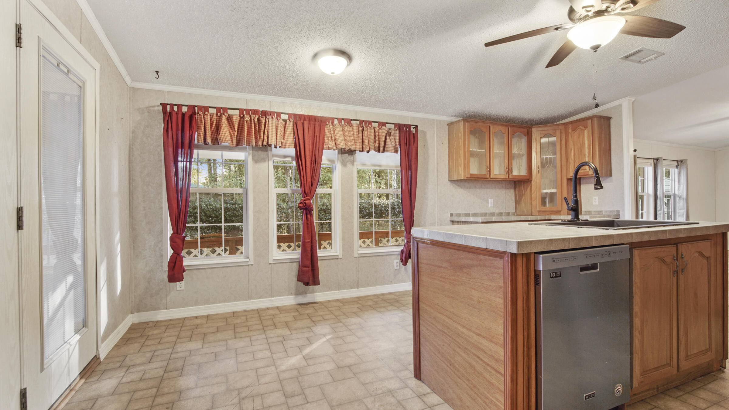 JUNIPER LAKE UNREC - Residential