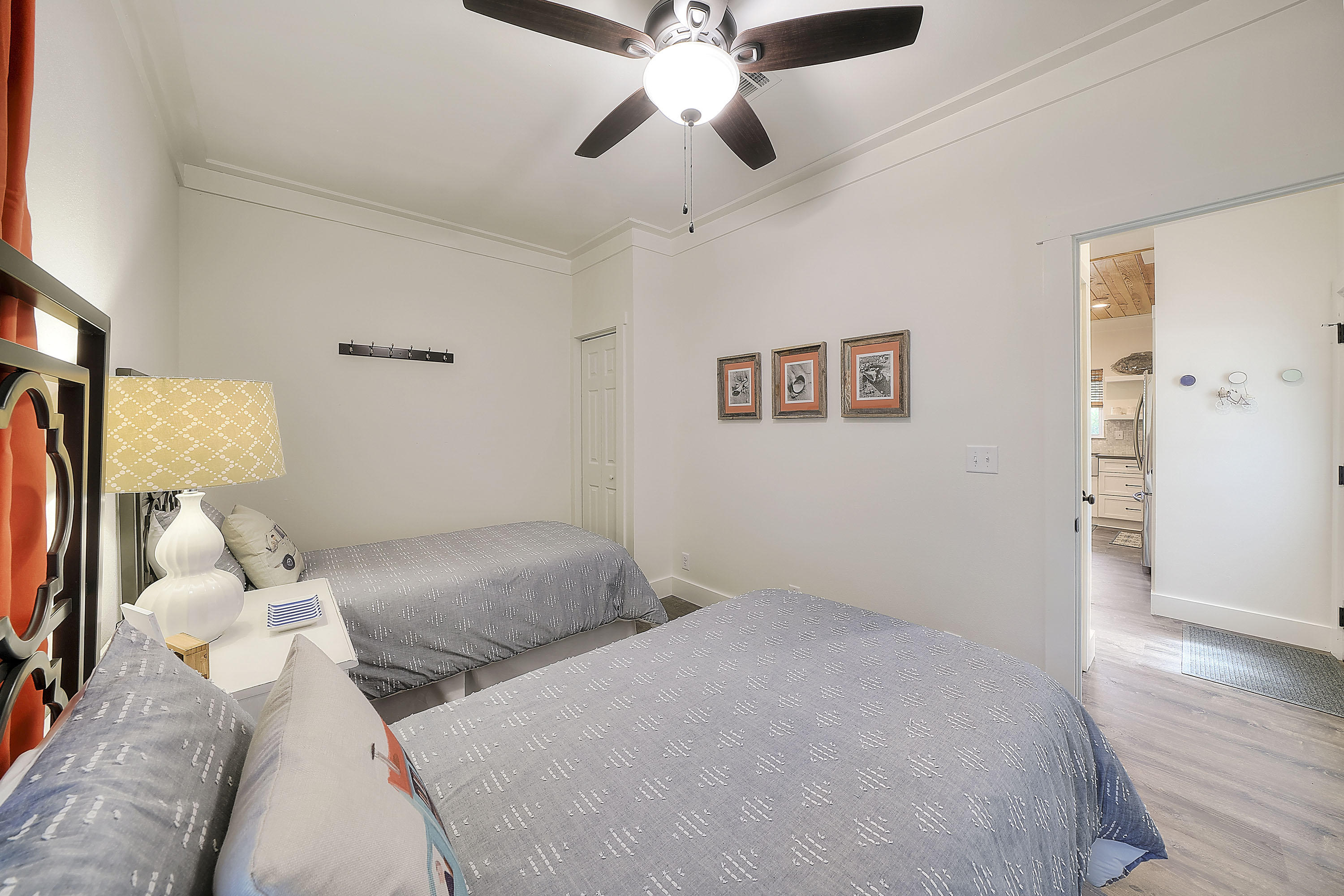 LAKE SHORE ESTATES - Residential
