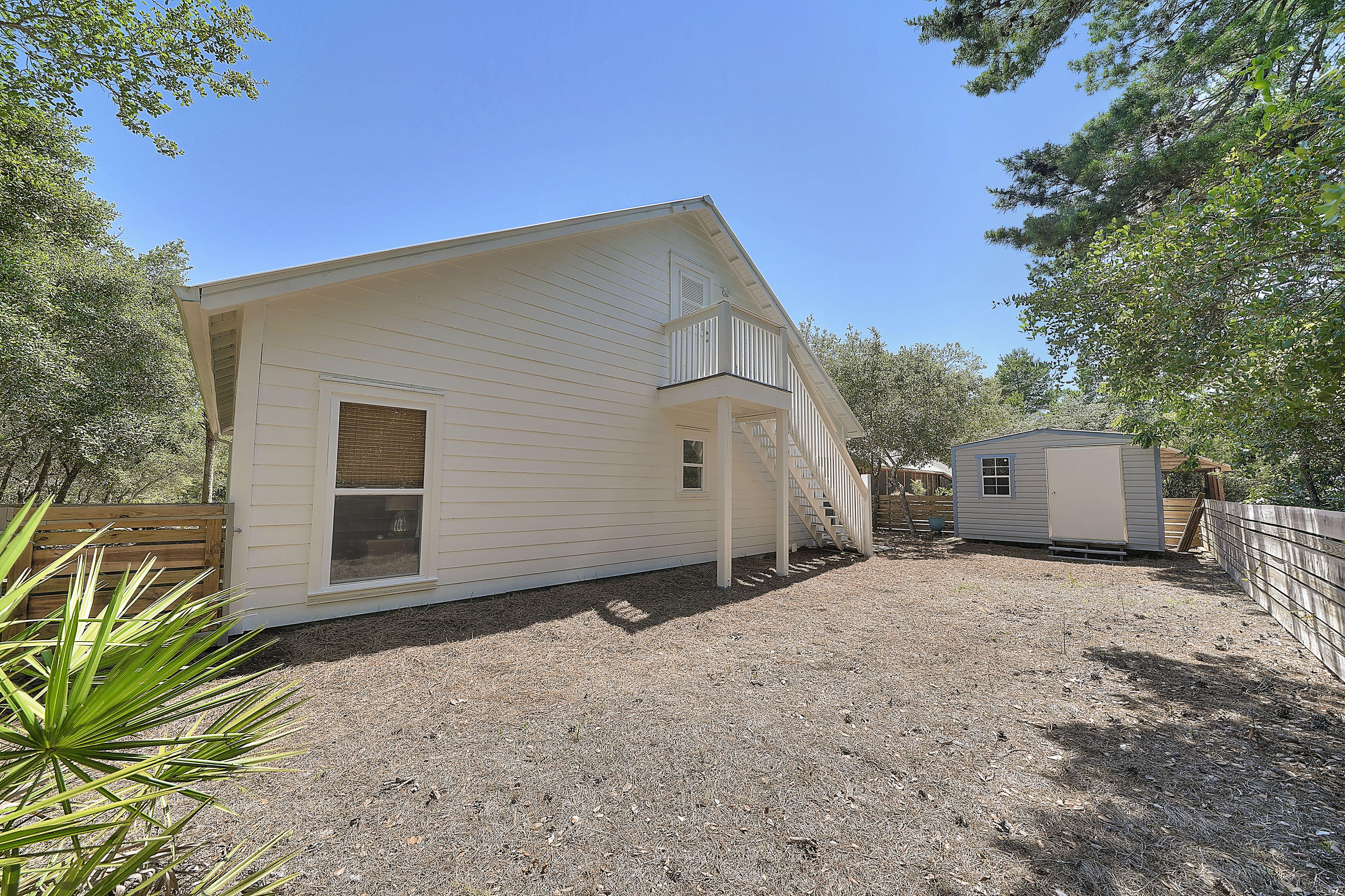 LAKE SHORE ESTATES - Residential
