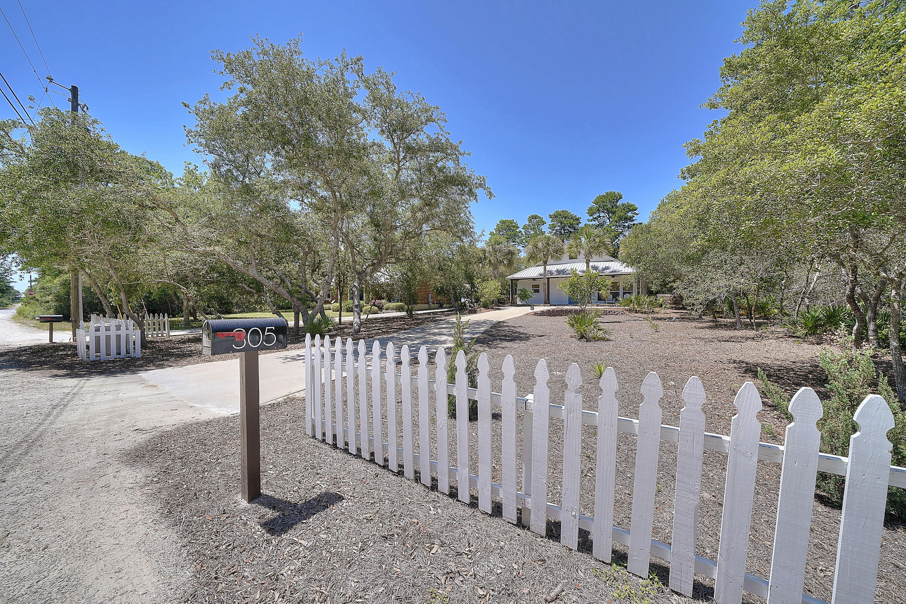 LAKE SHORE ESTATES - Residential