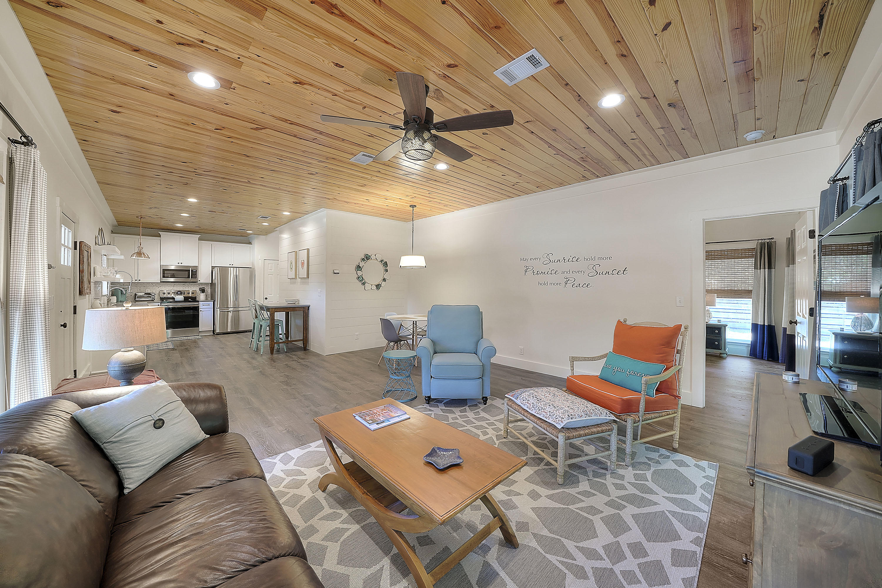 LAKE SHORE ESTATES - Residential