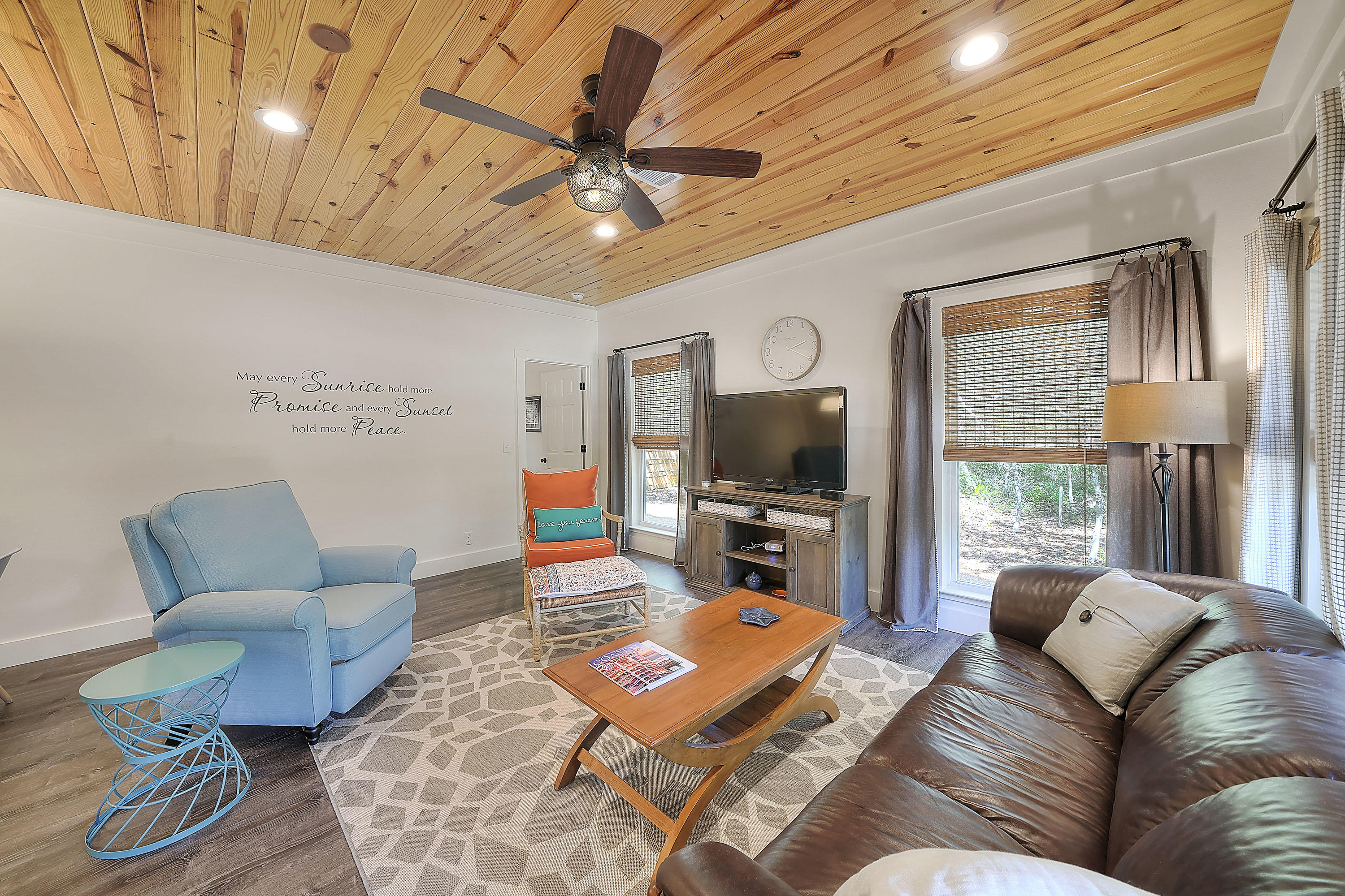 LAKE SHORE ESTATES - Residential