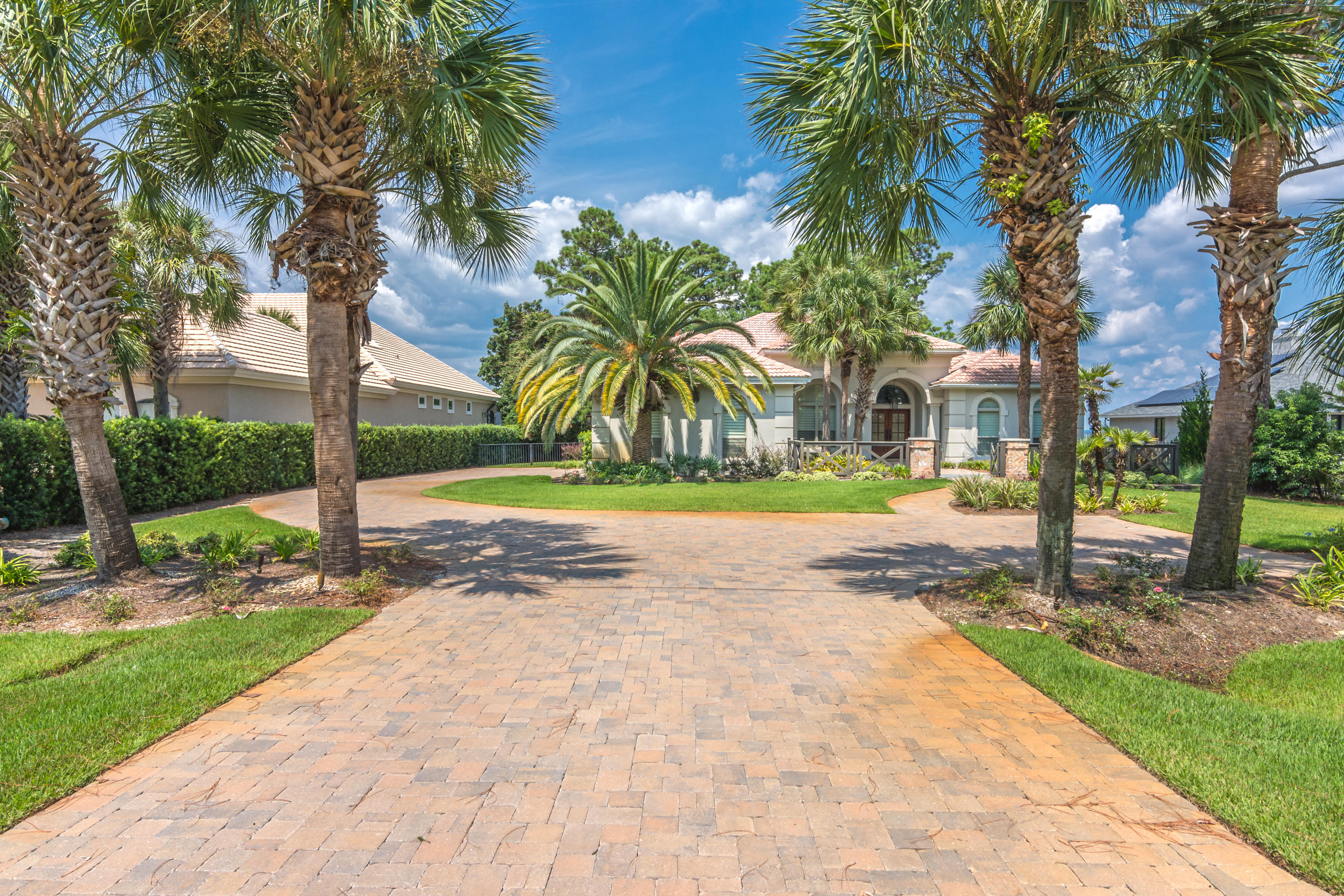 HOLIDAY SHORES ESTATES - Residential