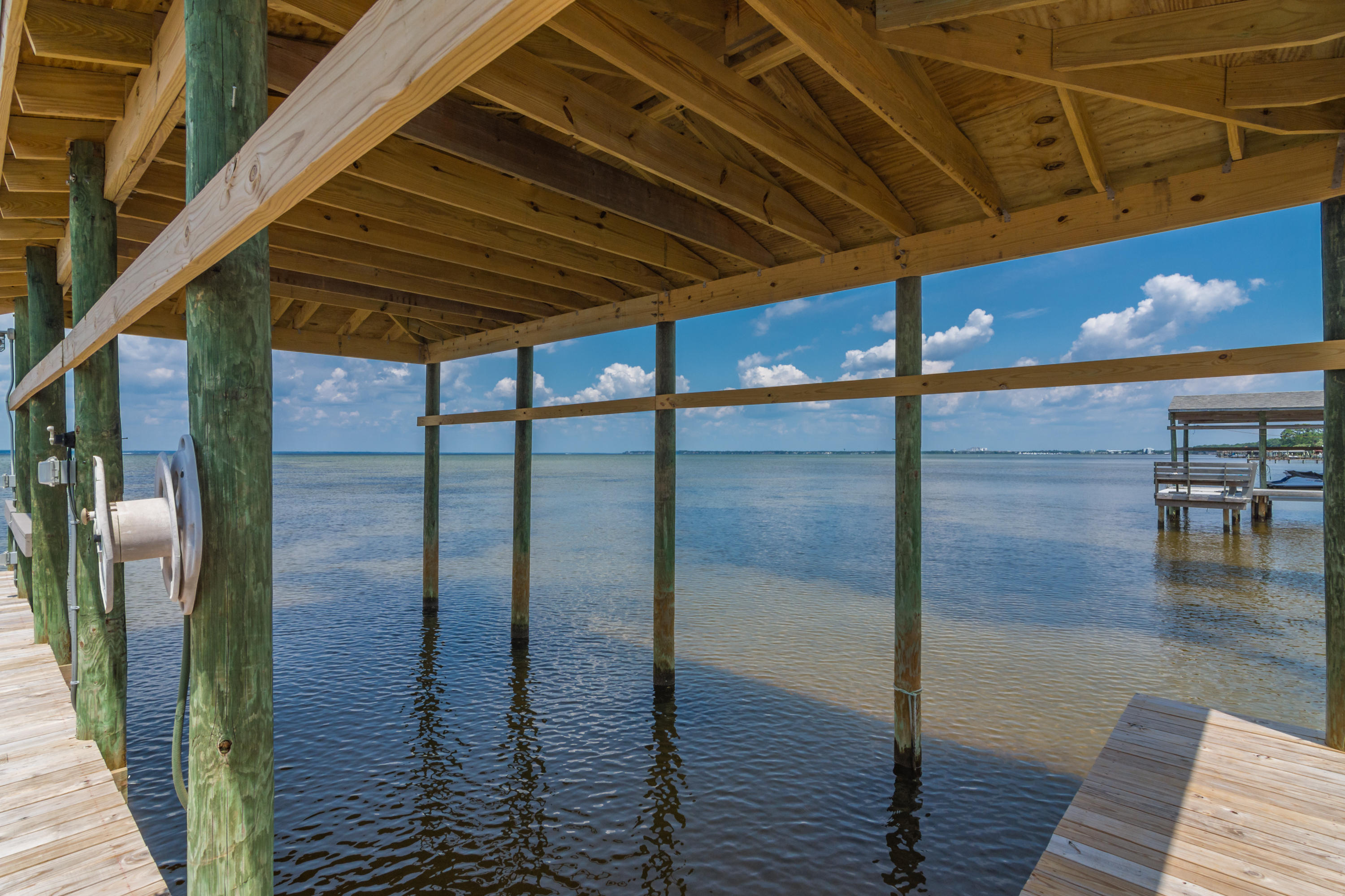 HOLIDAY SHORES ESTATES - Residential