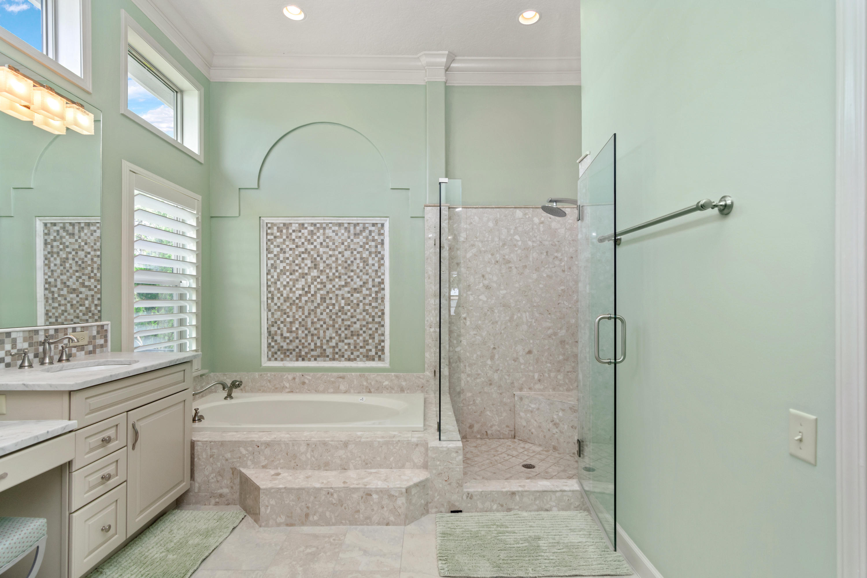 HOLIDAY SHORES ESTATES - Residential
