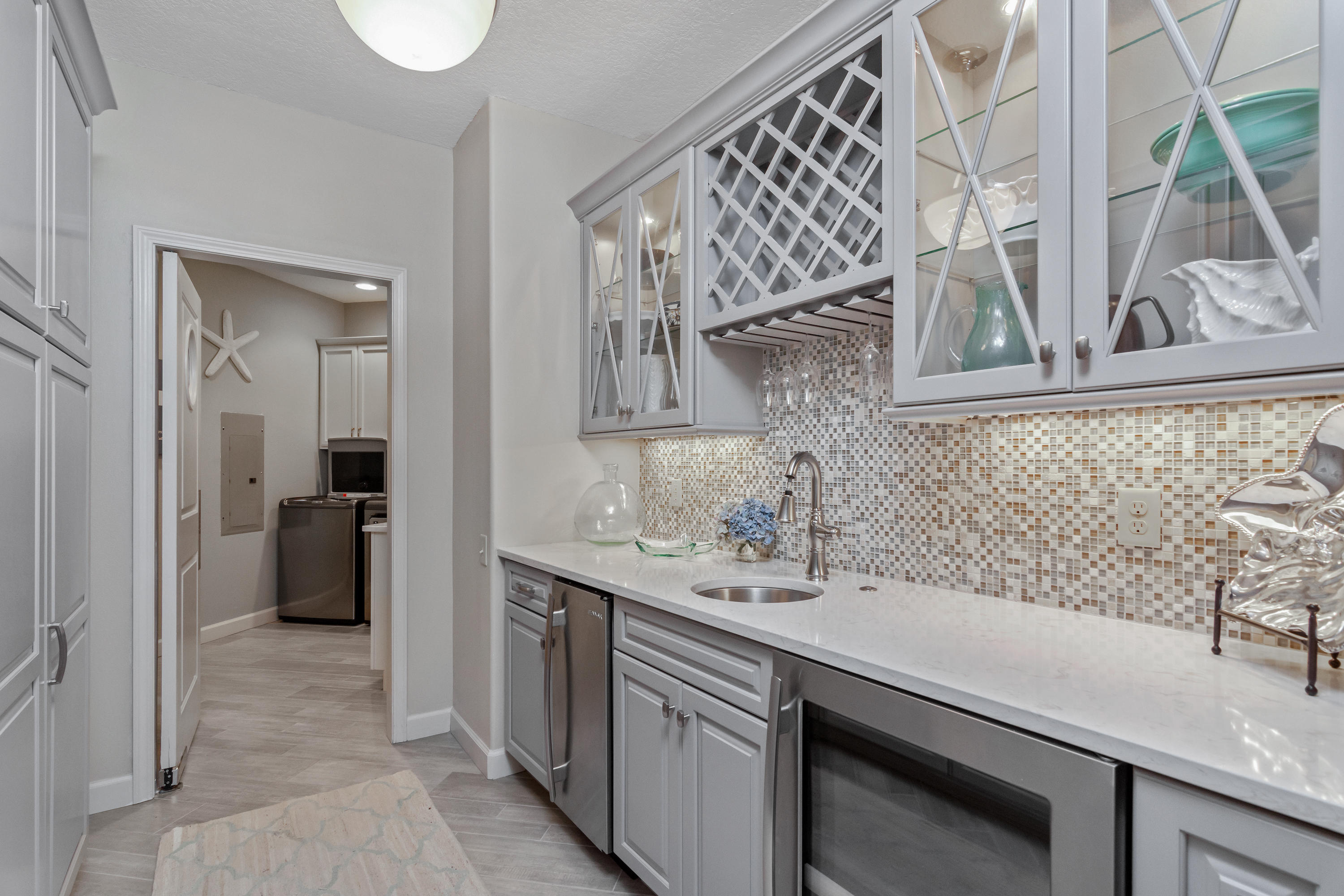 HOLIDAY SHORES ESTATES - Residential