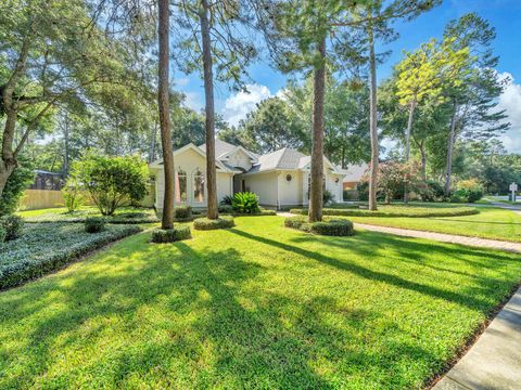 A home in Niceville