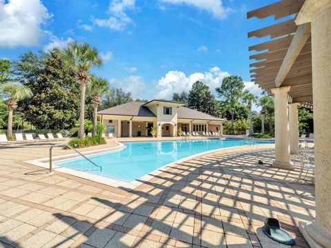 A home in Niceville