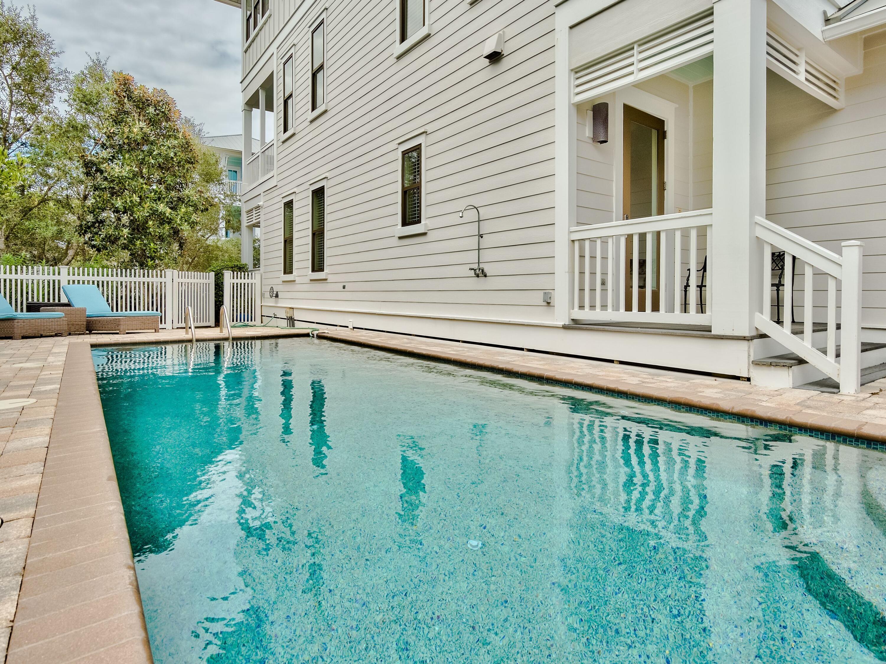 OLD FLORIDA BEACH - Residential