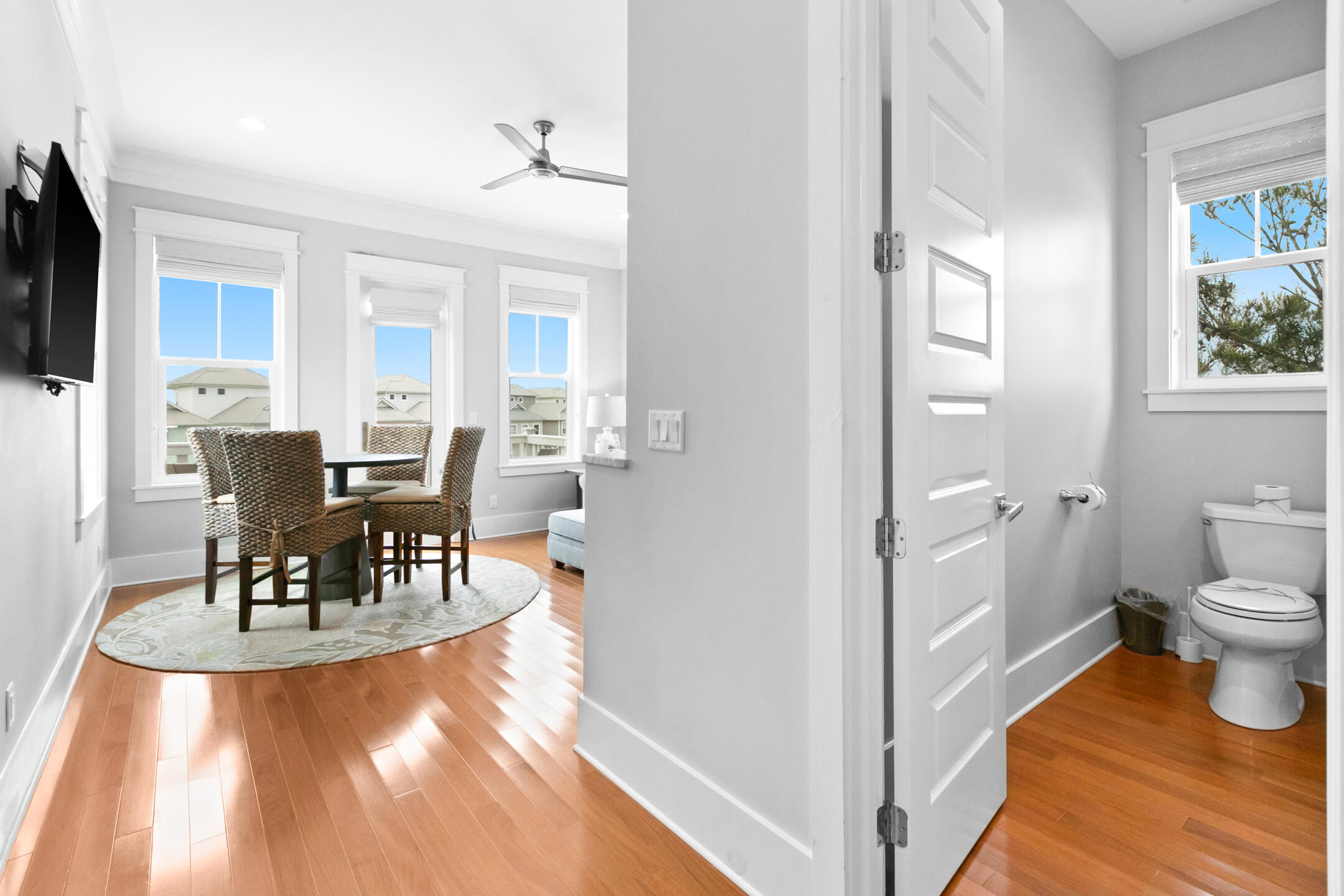 SEABREEZE - Residential