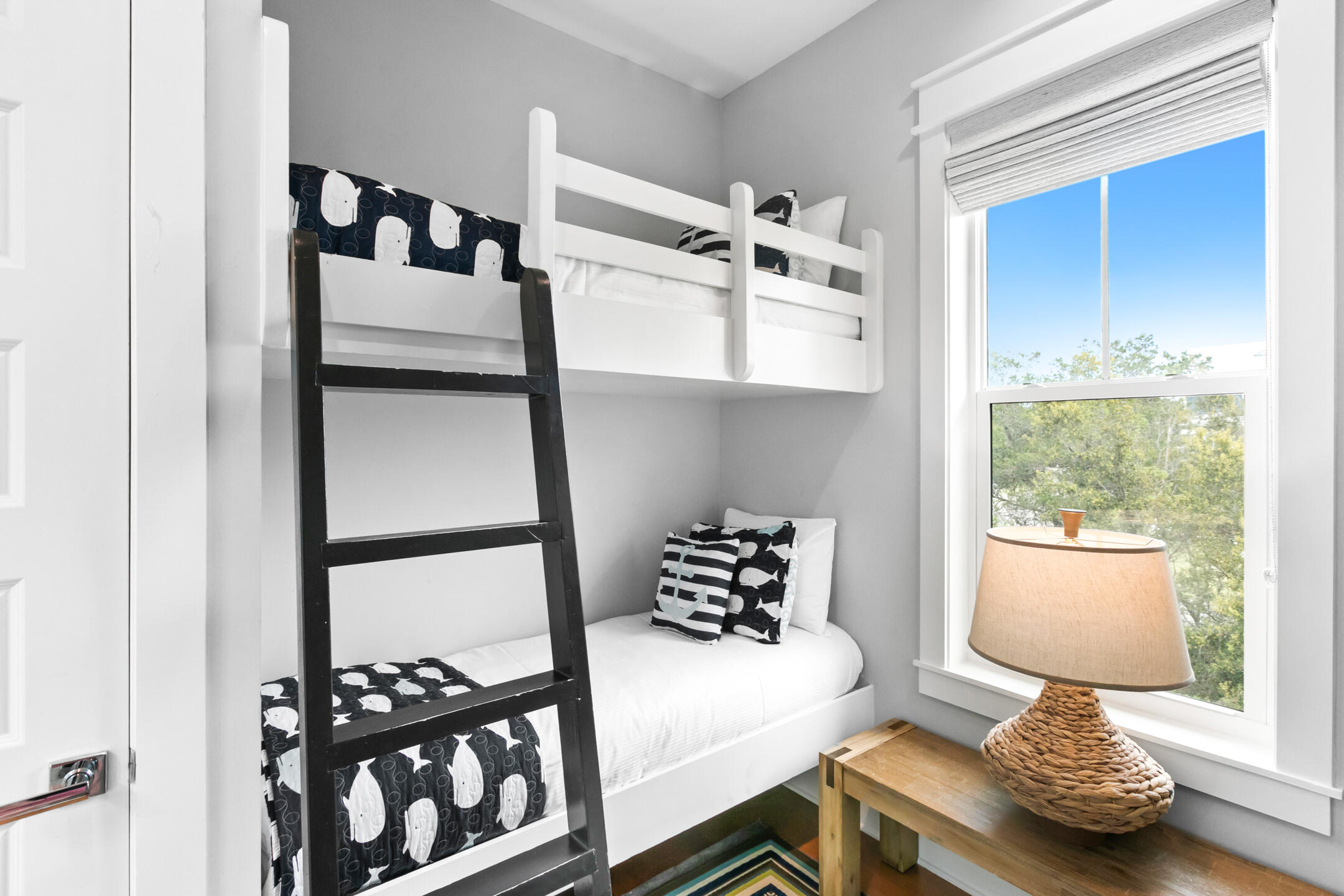 SEABREEZE - Residential