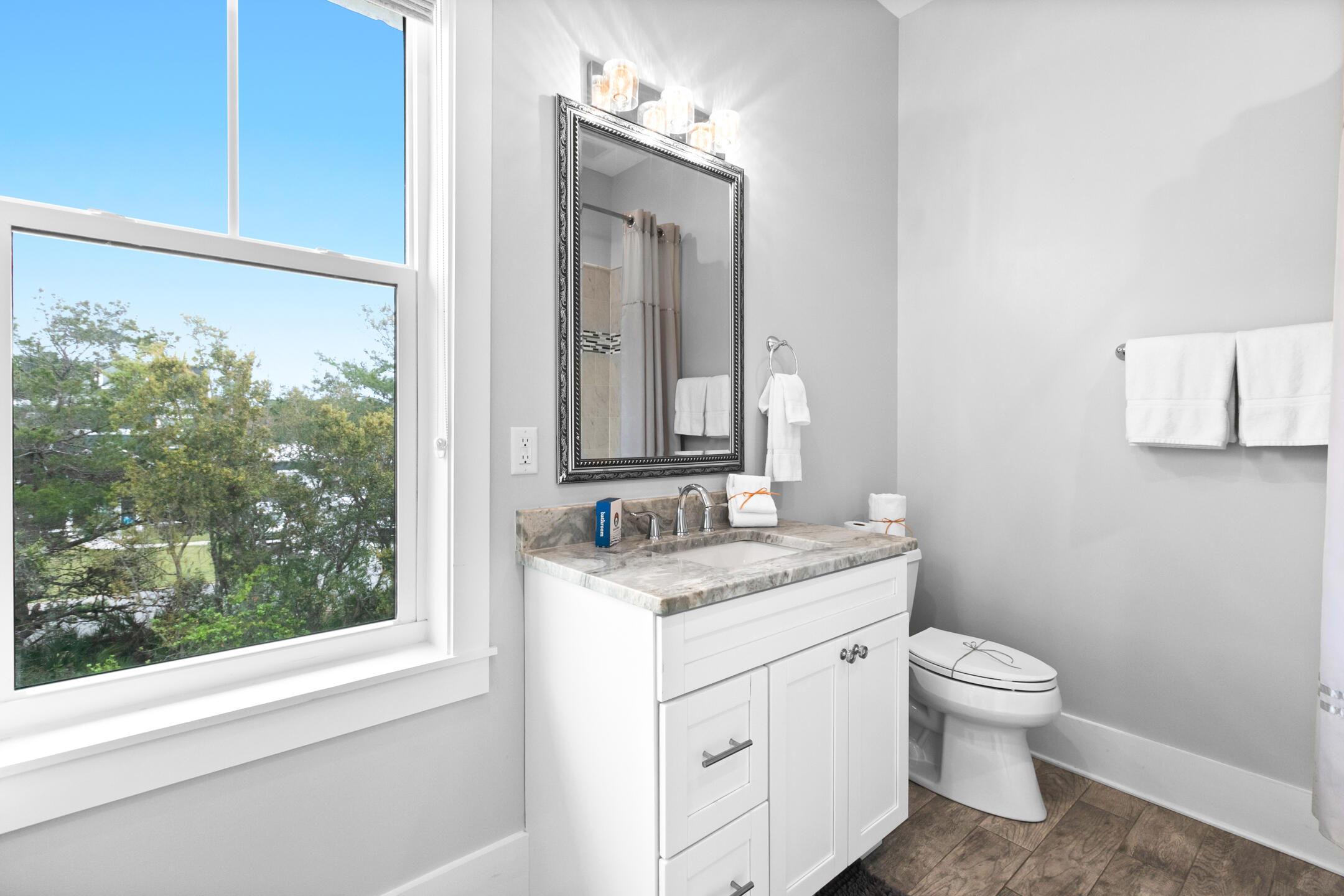 SEABREEZE - Residential