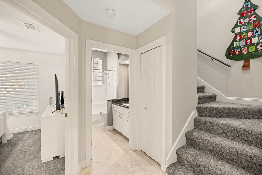 listing image 88