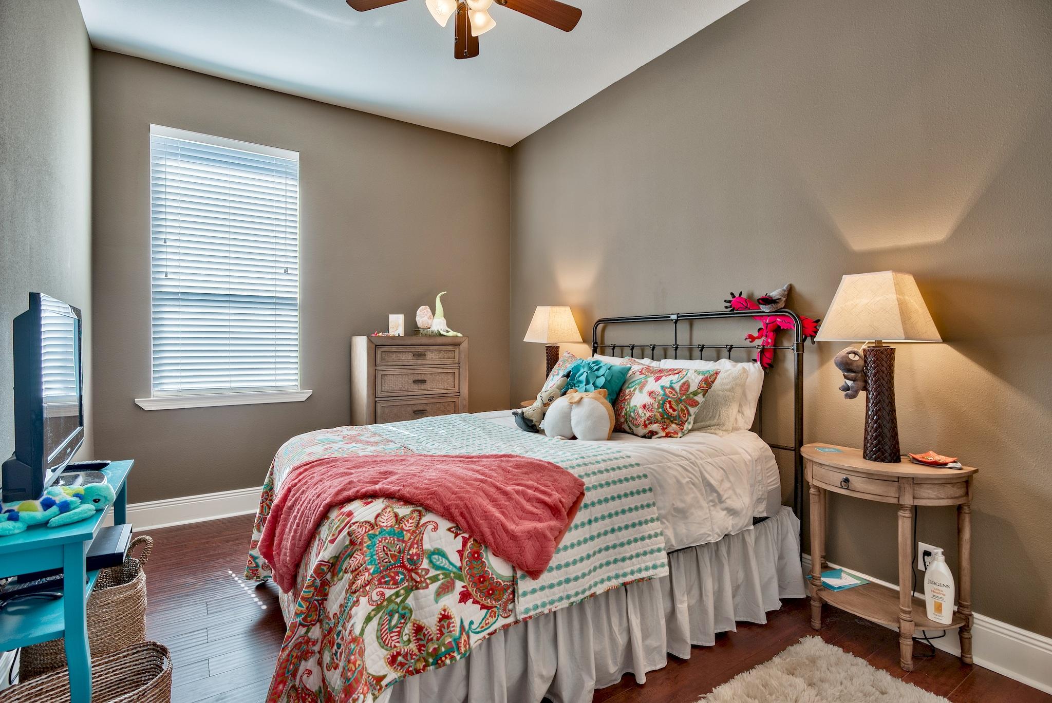 TOPSAIL VILLAGE - Residential