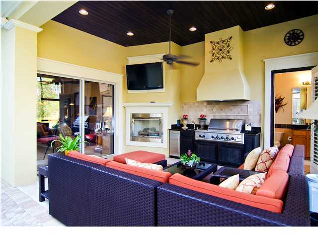 BURNT PINE - Residential