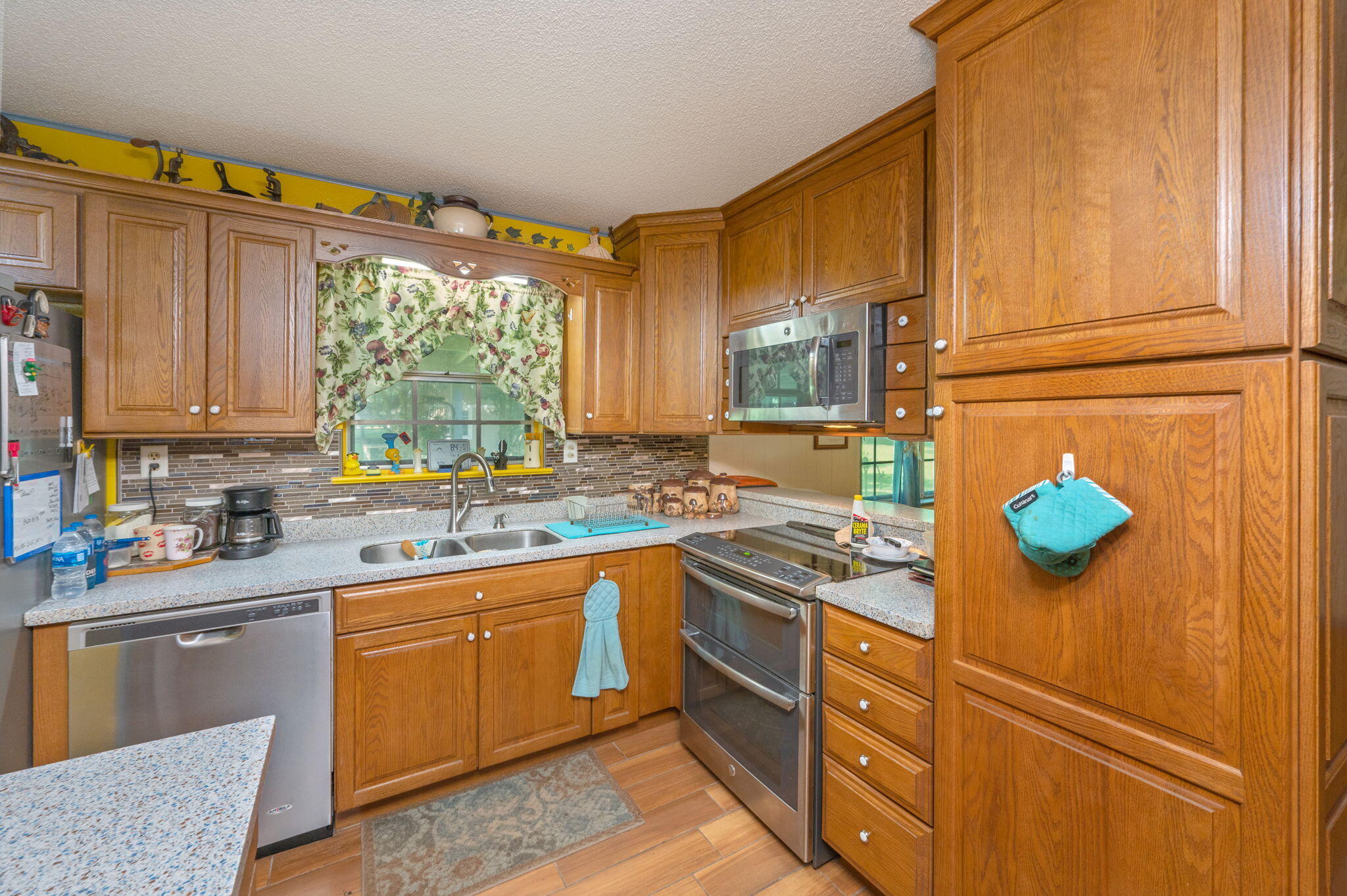 DEL CERRO VISTA - Residential