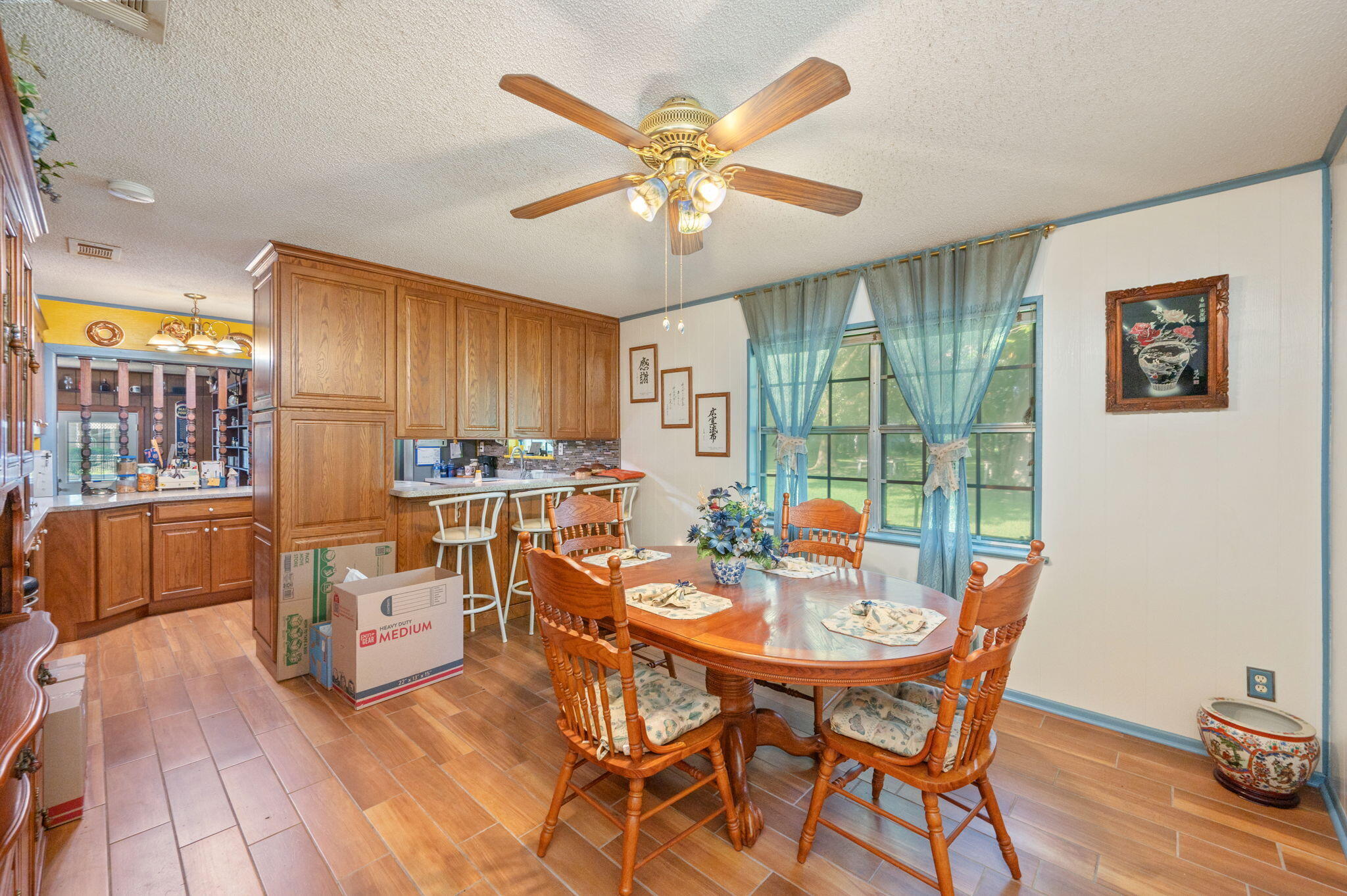 DEL CERRO VISTA - Residential
