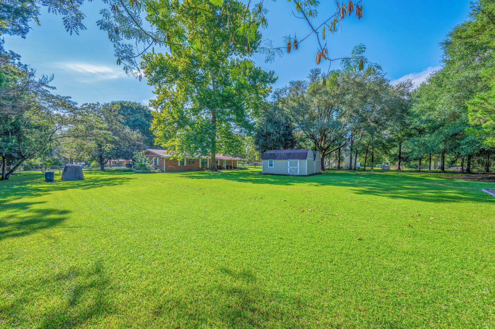 DEL CERRO VISTA - Residential