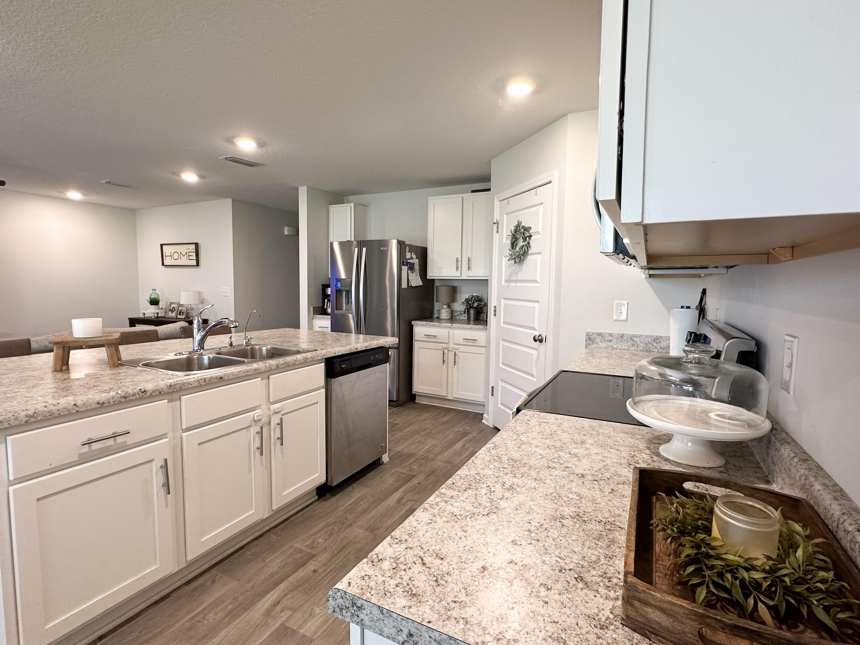 HAMMOCK BAY - Residential