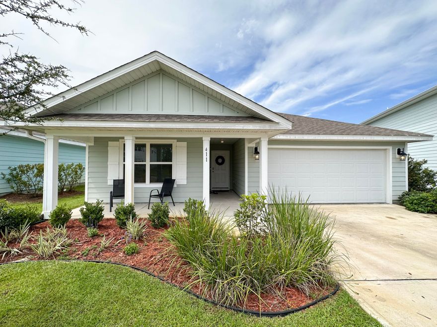 Beautiful well maintained 4 bedroom single story home located on a cul de sac in Mill Cottages at Hammock Bay. The open floor plan offers plenty of space for family gatherings. There are vinyl floors throughout the main living area and wall to wall carpet in the bedrooms. The island kitchen is part of the great room making it a great for entertaining. Hammock Bay offers a great resort type setting with swimming pools, tennis courts, a playground, walking paths, a bark park and other great amenities.  This is a must see home in a much sought after community.
