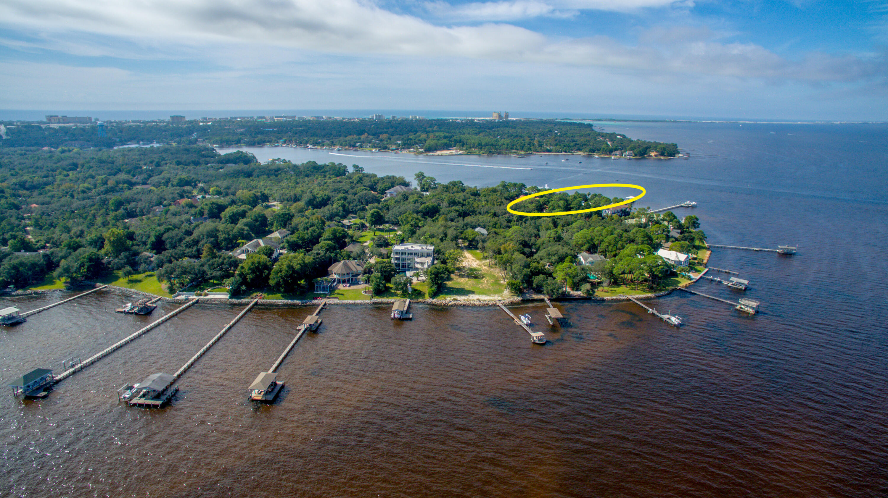 Cobbs Point - Residential