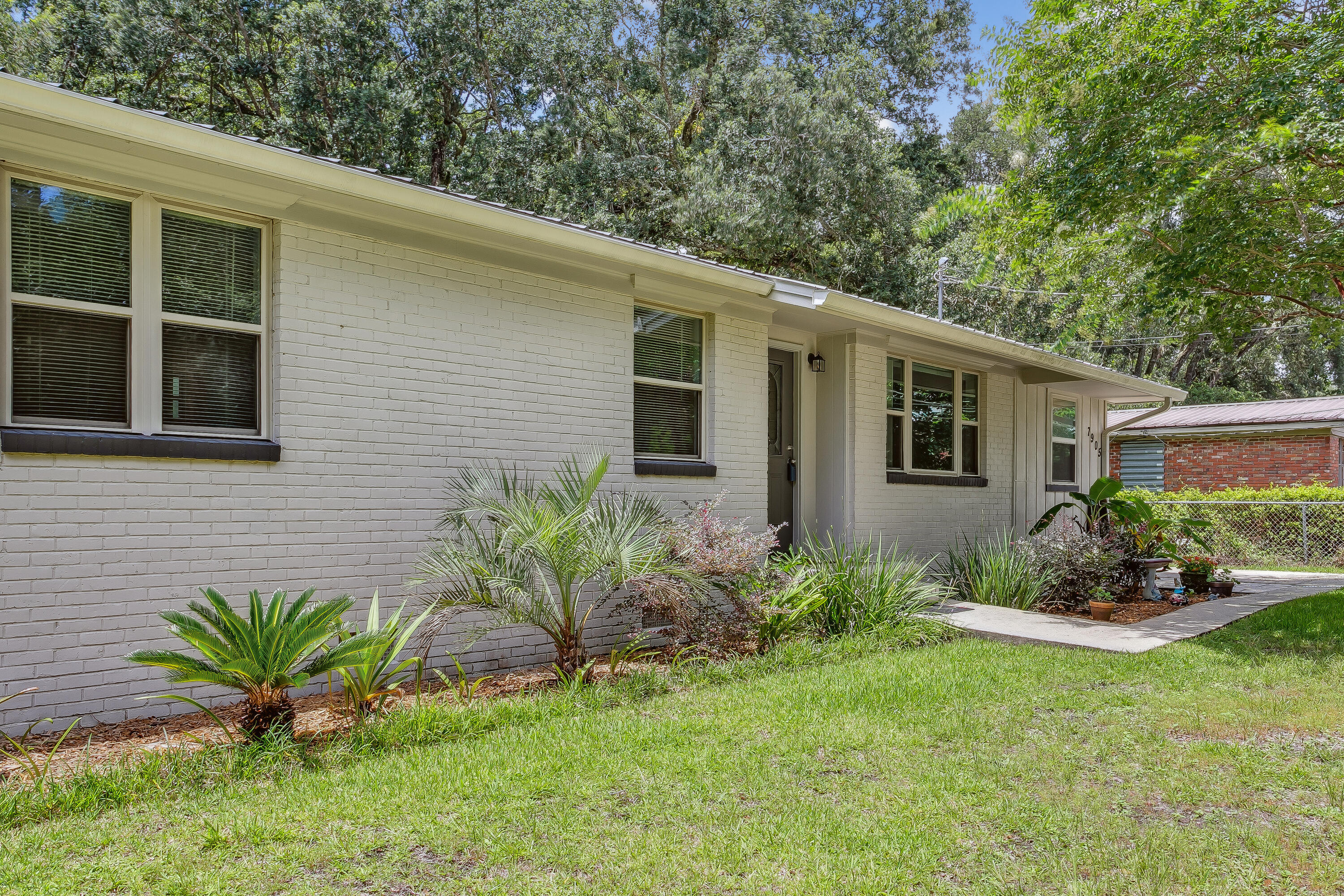 FRICHEZ HEIGHTS - Residential