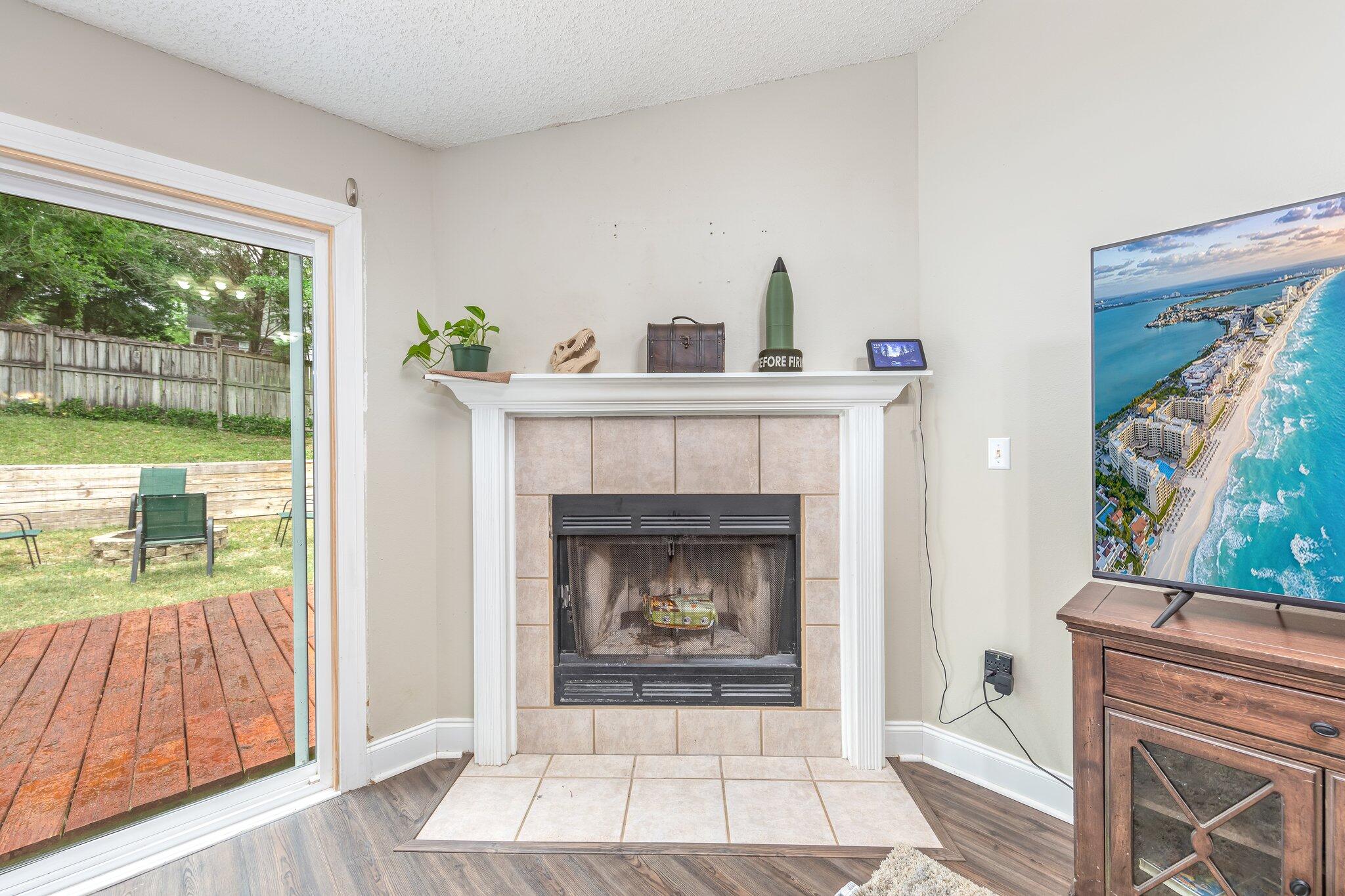 RIVERCHASE S/D PH 1 - Residential