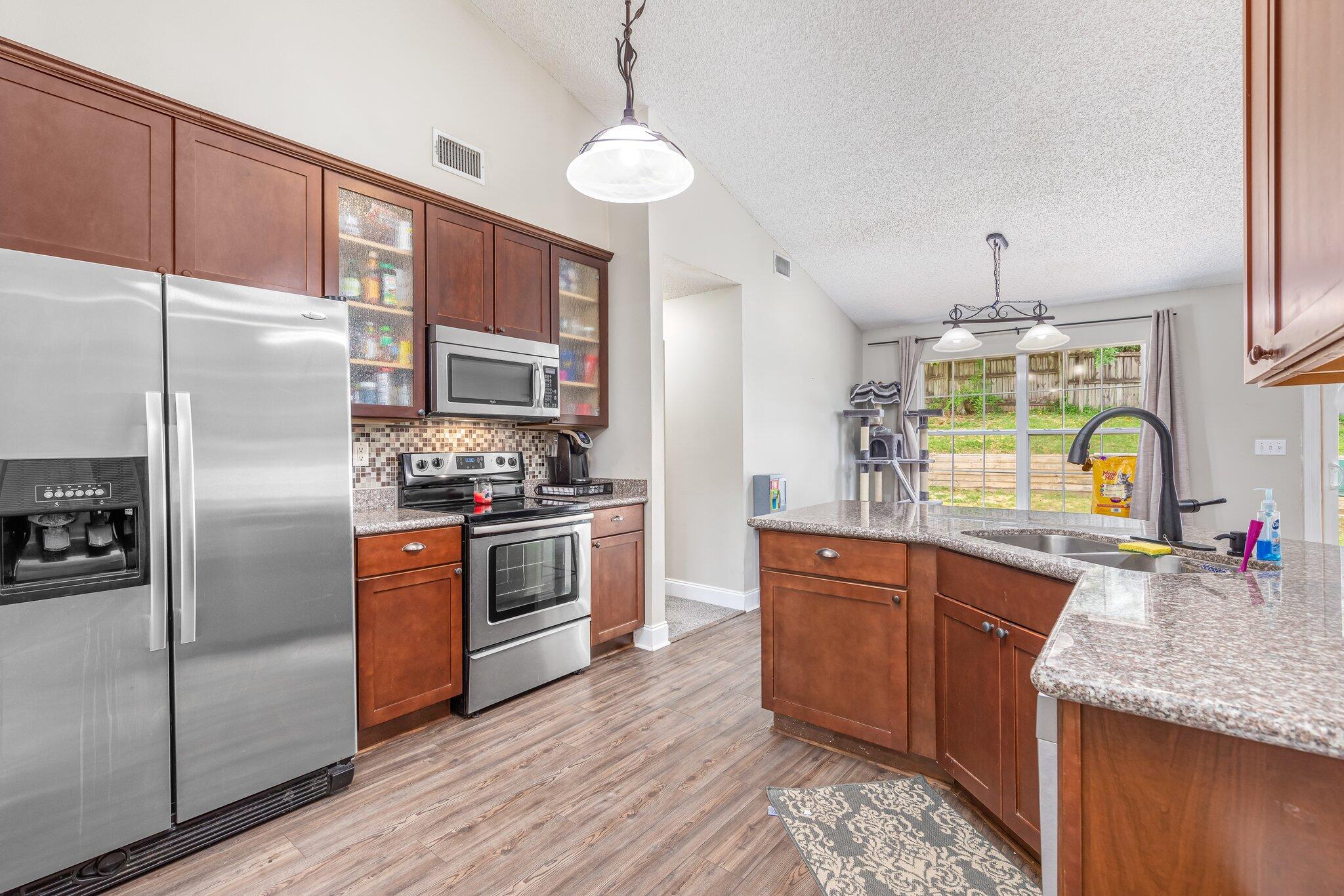 RIVERCHASE S/D PH 1 - Residential