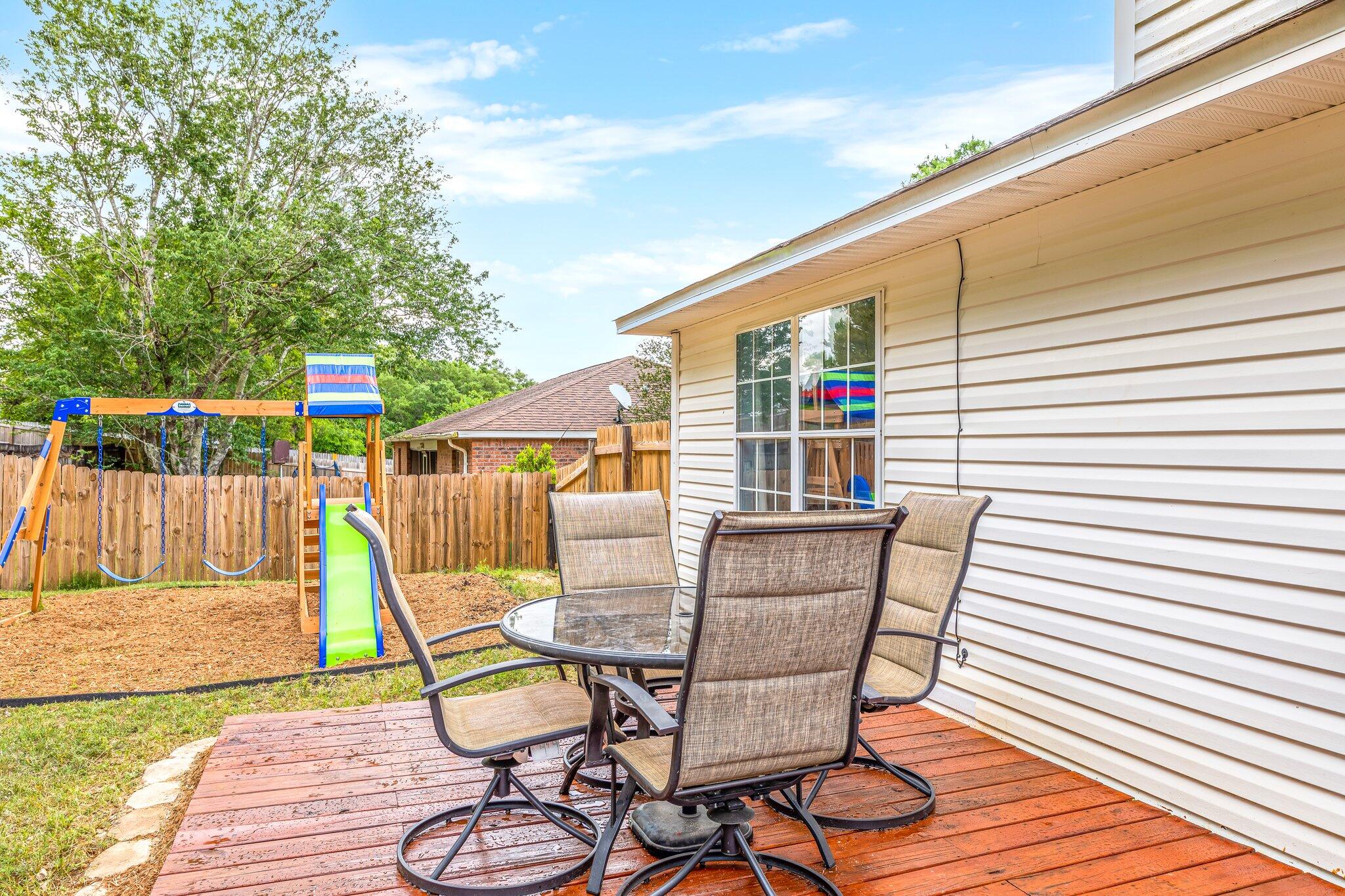 RIVERCHASE S/D PH 1 - Residential