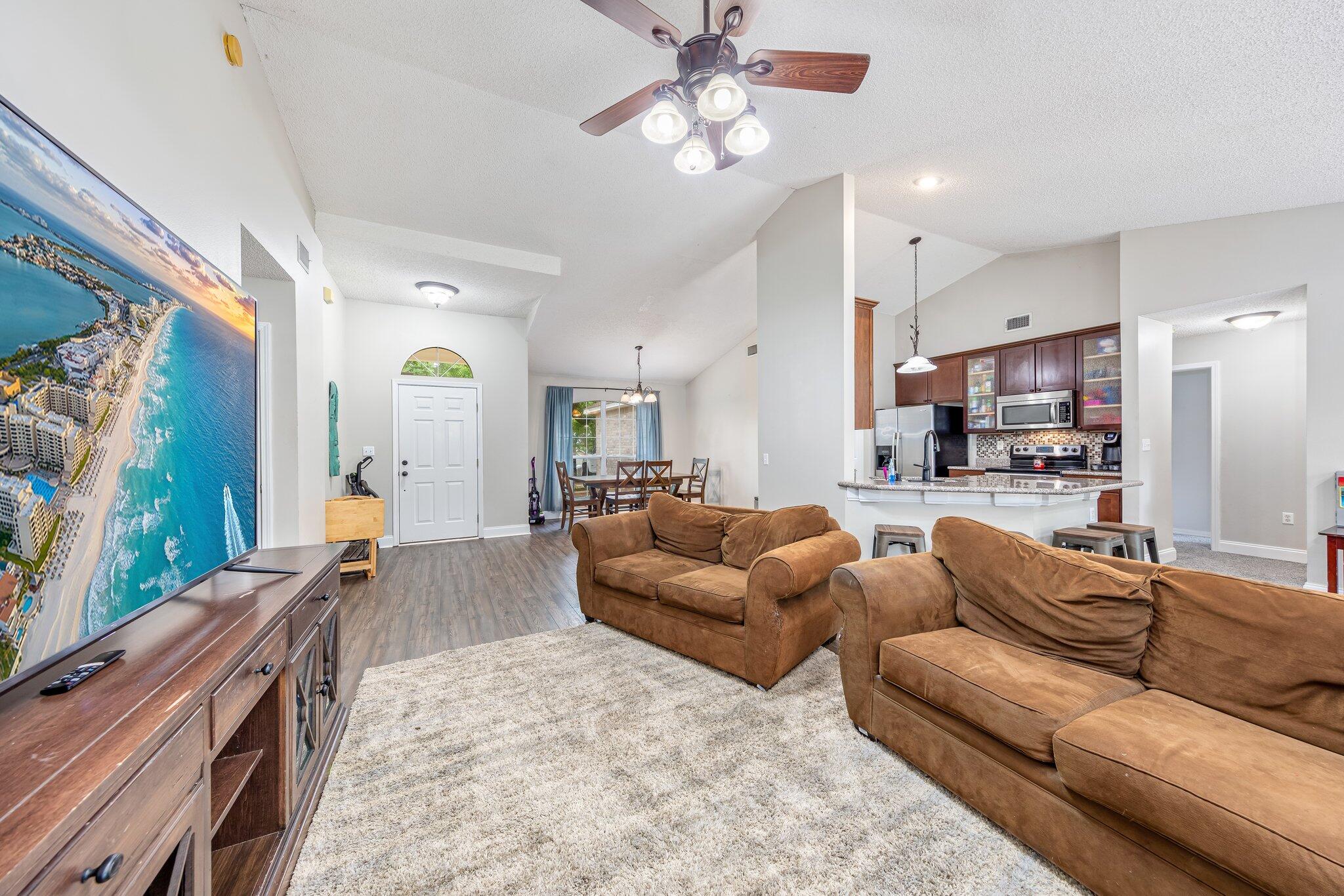 RIVERCHASE S/D PH 1 - Residential