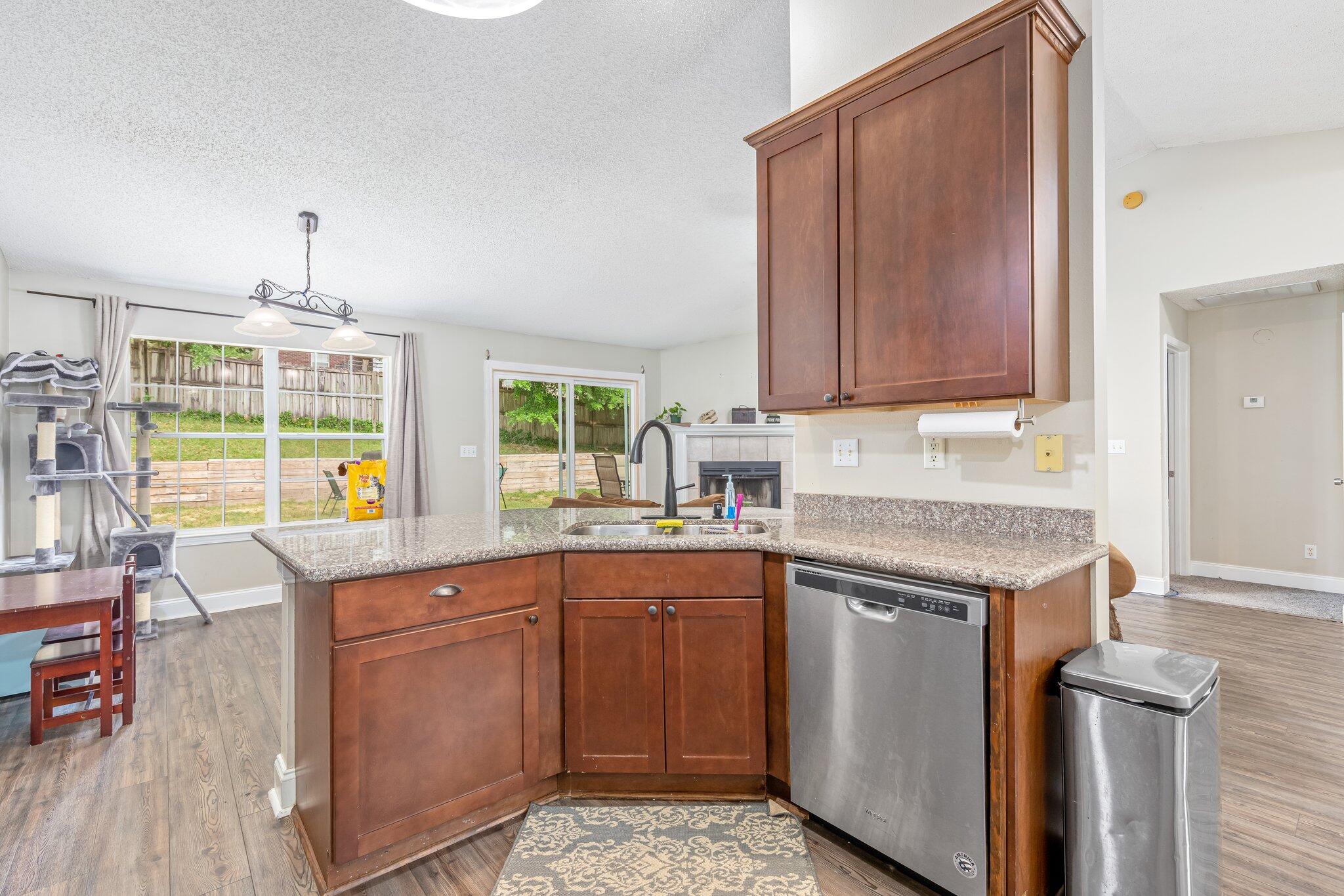 RIVERCHASE S/D PH 1 - Residential