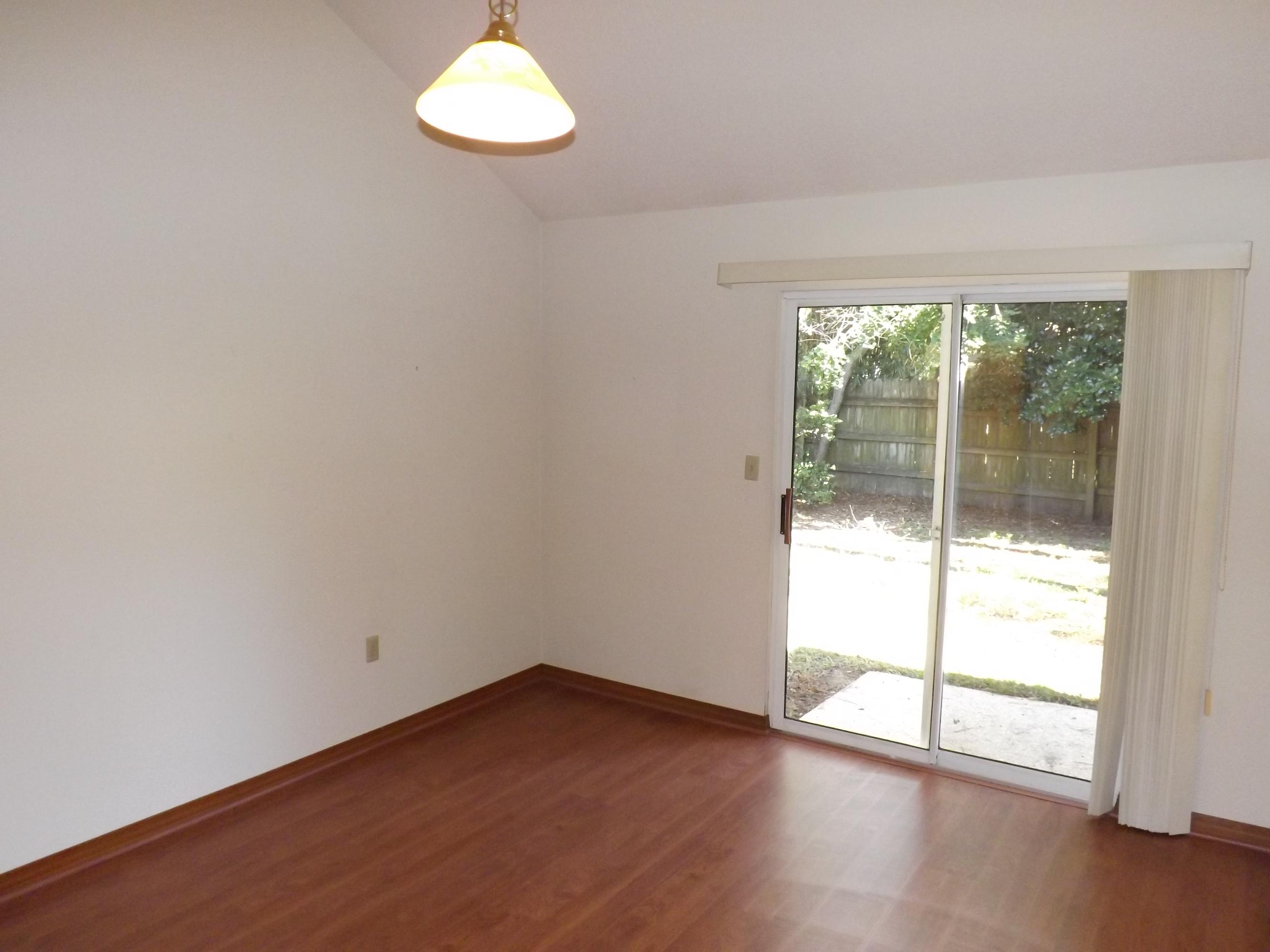 CANTERBURY WOODS 1ST ADDN - Residential