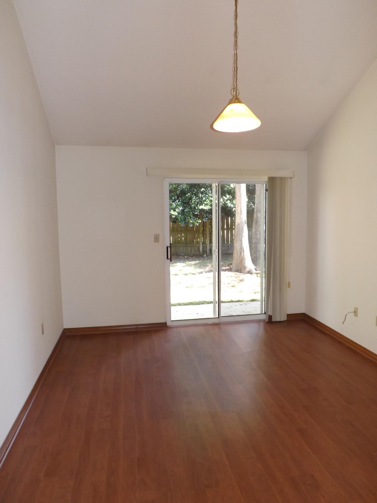 CANTERBURY WOODS 1ST ADDN - Residential