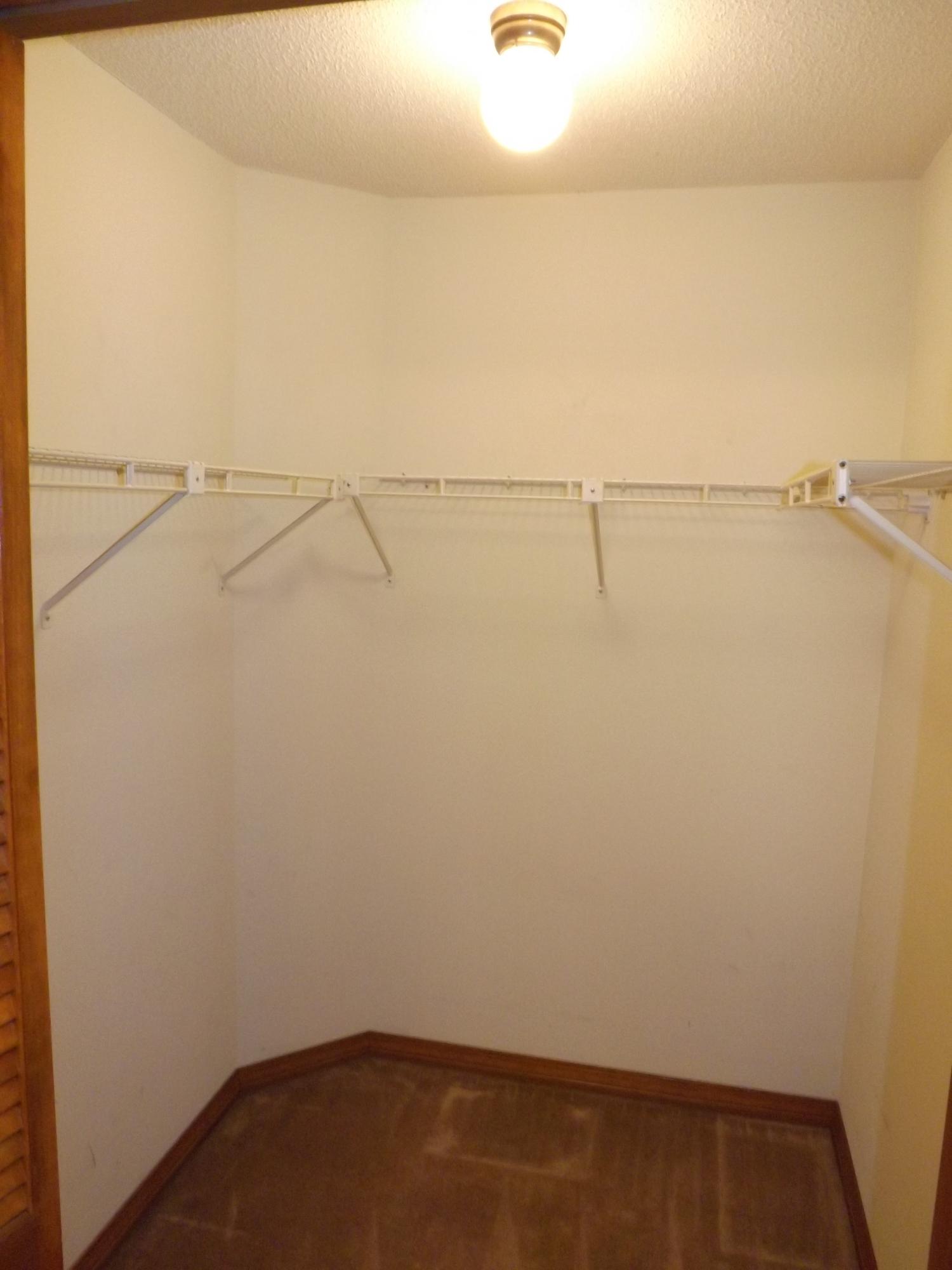 CANTERBURY WOODS 1ST ADDN - Residential