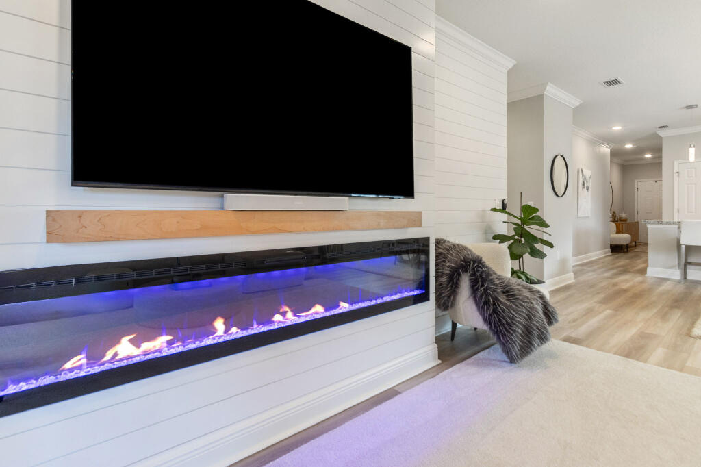 HAMMOCK BAY - Residential