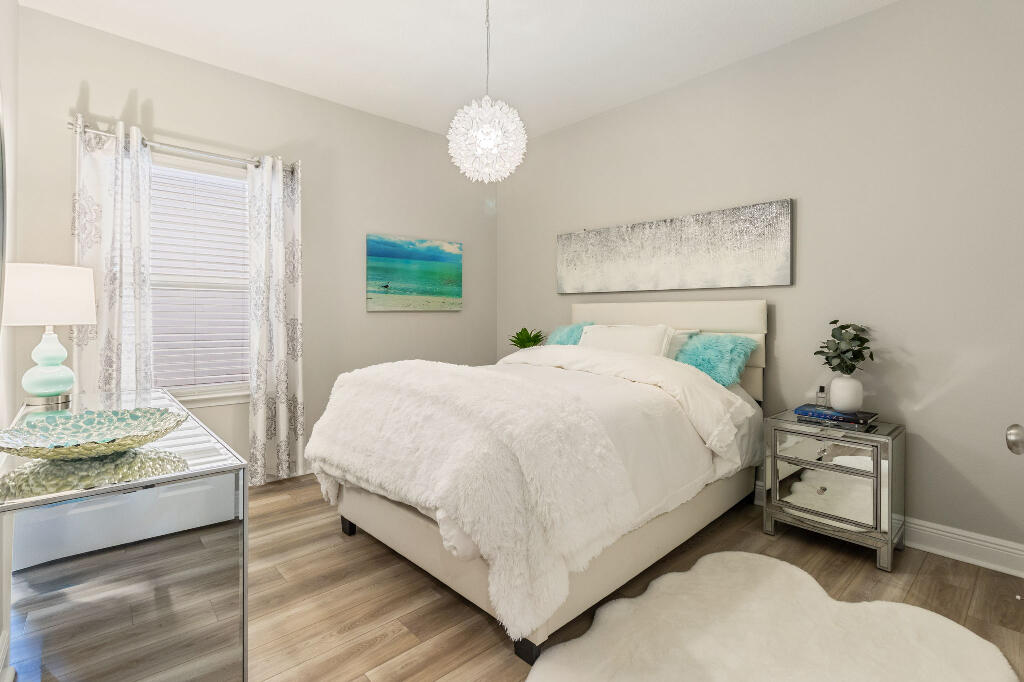 HAMMOCK BAY - Residential