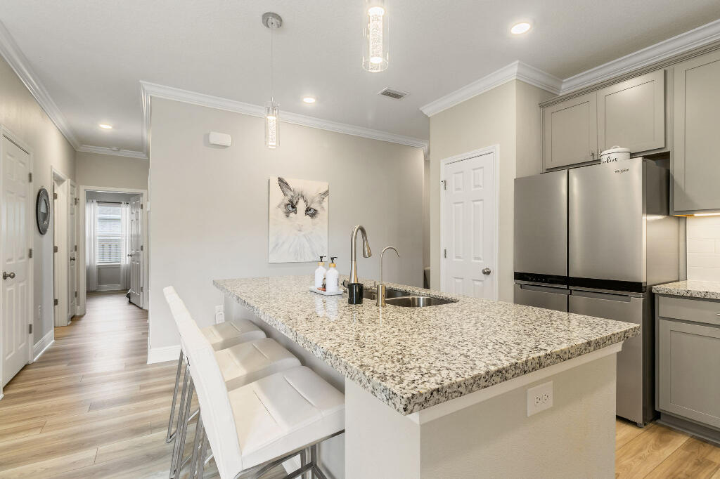 HAMMOCK BAY - Residential