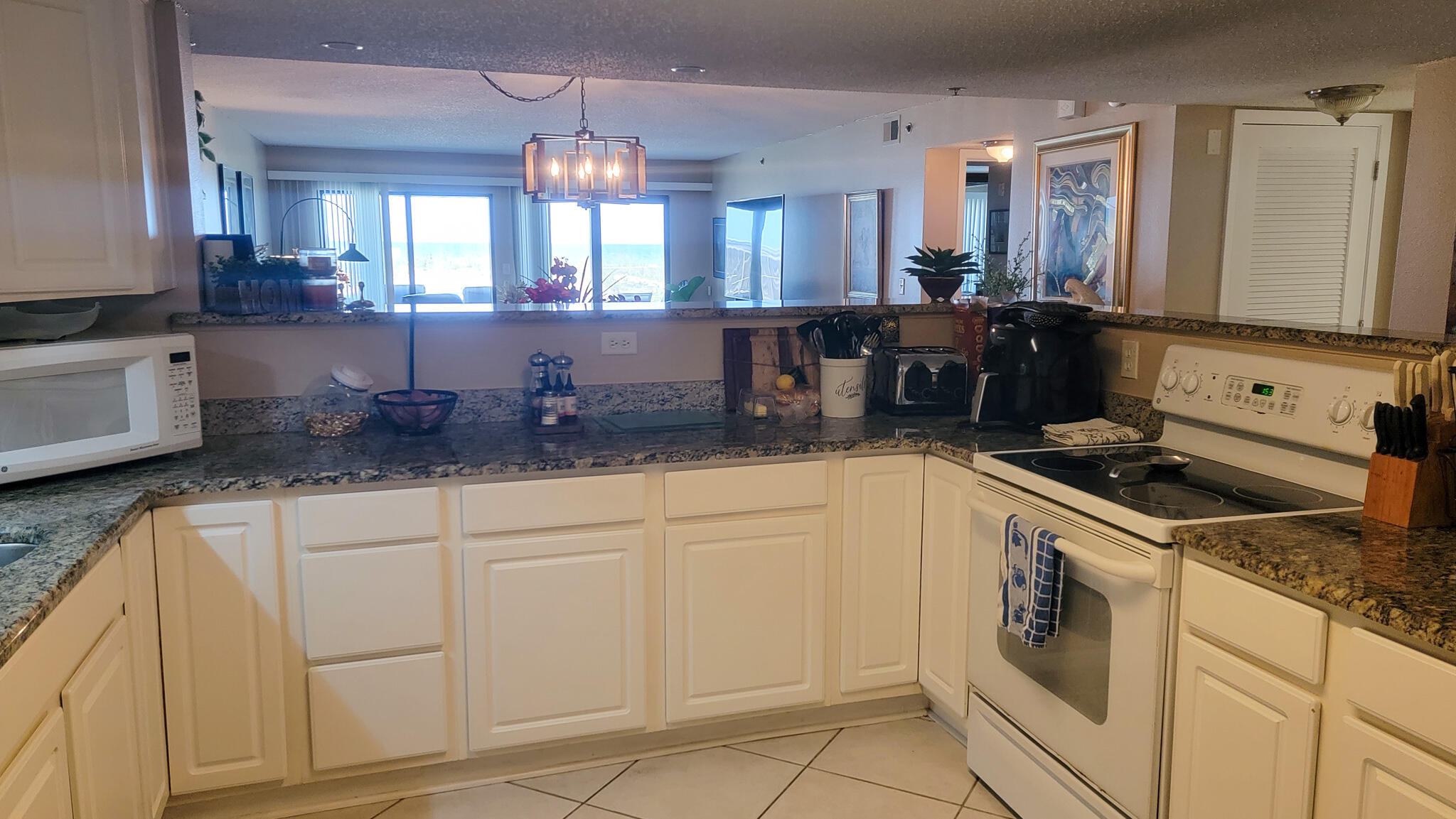 SURF DWELLER CONDO - Residential